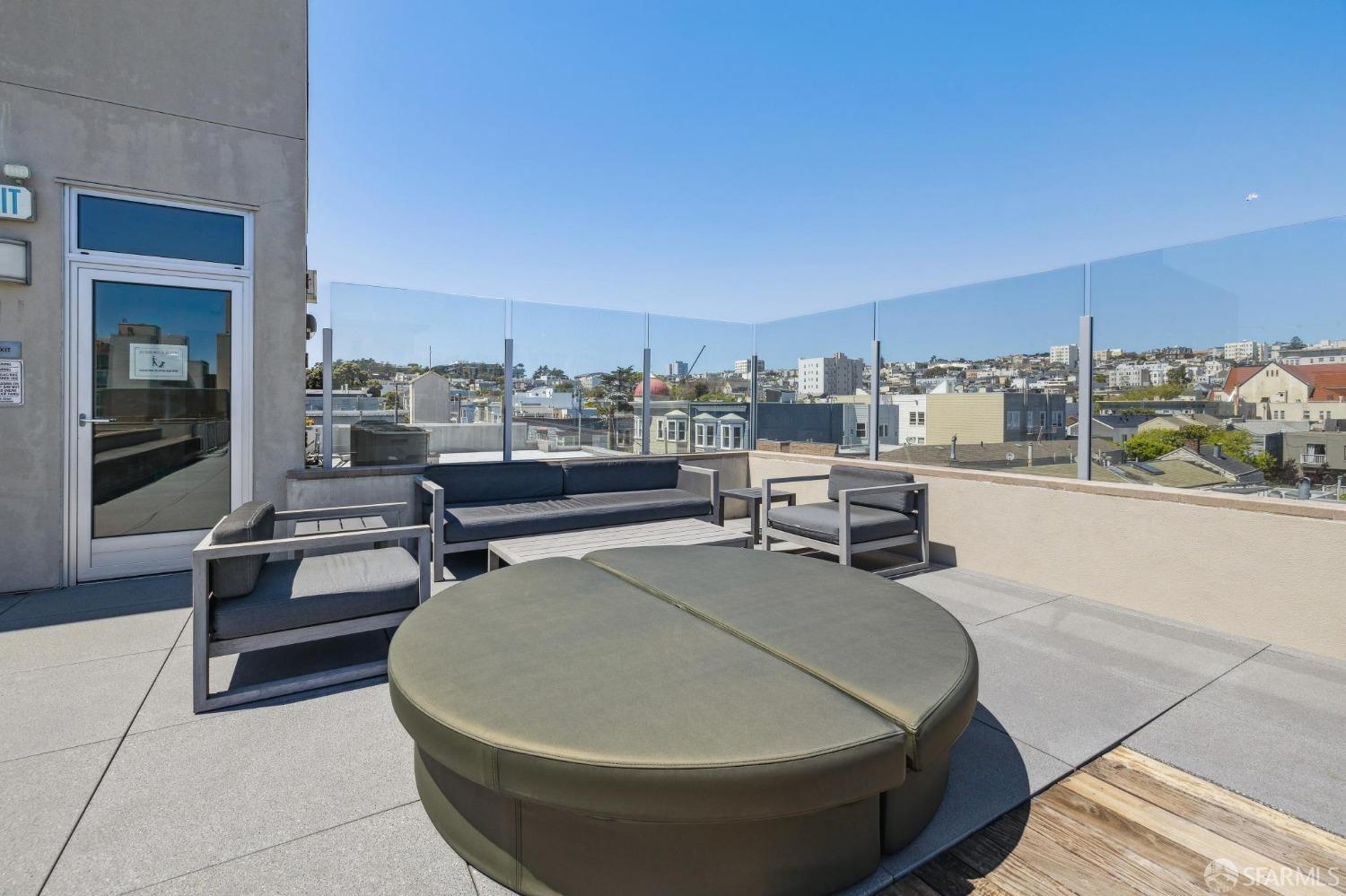 Detail Gallery Image 30 of 31 For 2655 Bush St #301,  San Francisco,  CA 94115 - 3 Beds | 2 Baths