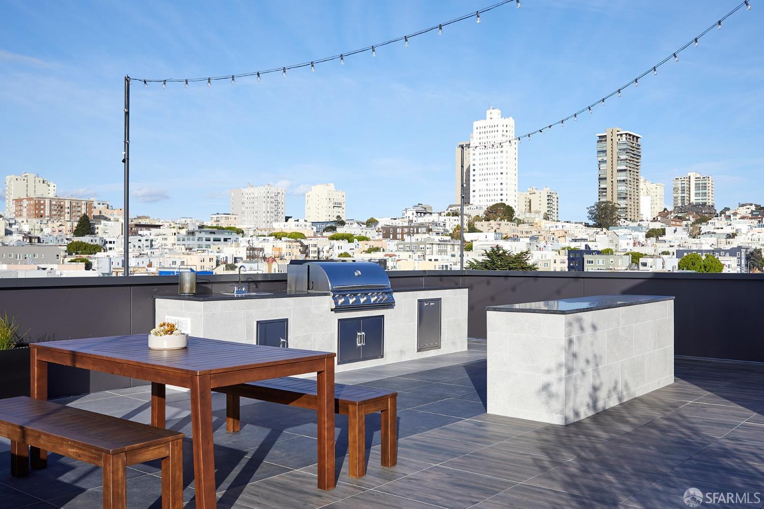 Detail Gallery Image 39 of 57 For 1580 Pacific Ave #K2,  San Francisco,  CA 94109 - 2 Beds | 2 Baths