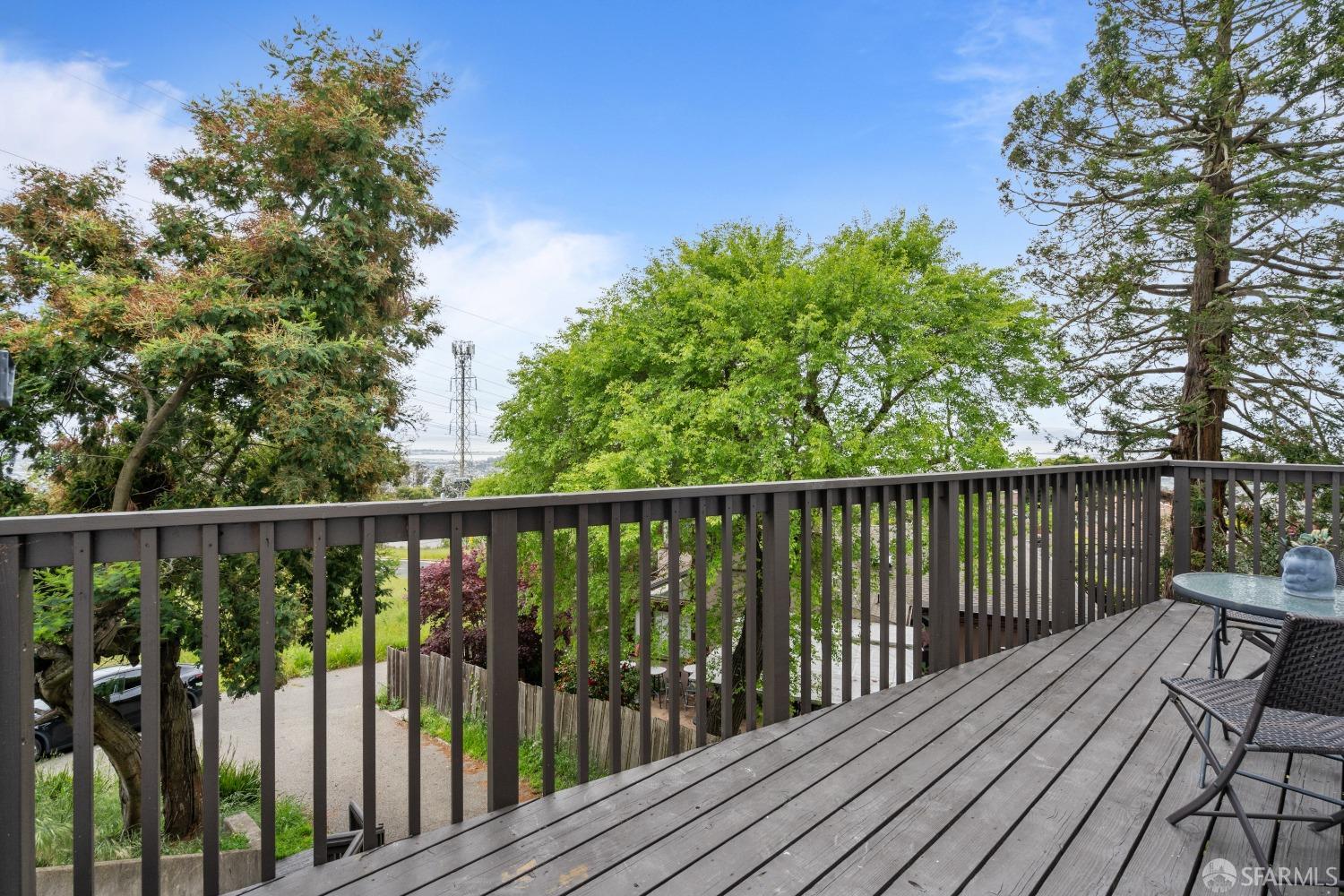 Detail Gallery Image 31 of 39 For 8750 Terrace Dr, El Cerrito,  CA 94530 - 3 Beds | 2/1 Baths