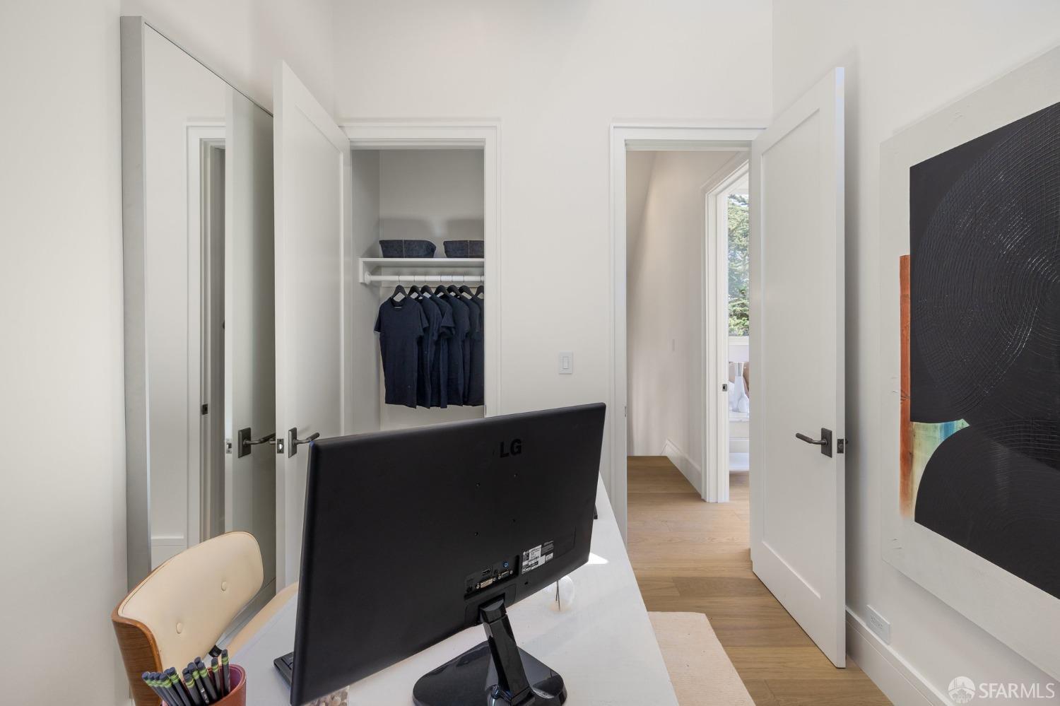 Detail Gallery Image 55 of 77 For 341 Corbett Ave a,  San Francisco,  CA 94114 - 3 Beds | 2/1 Baths