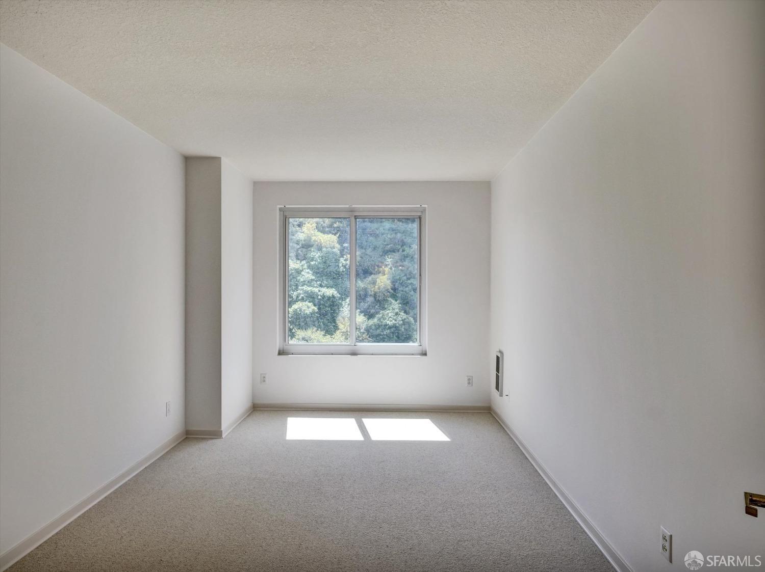 Detail Gallery Image 7 of 17 For 240 Lombard St #927,  San Francisco,  CA 94111 - 0 Beds | 1 Baths