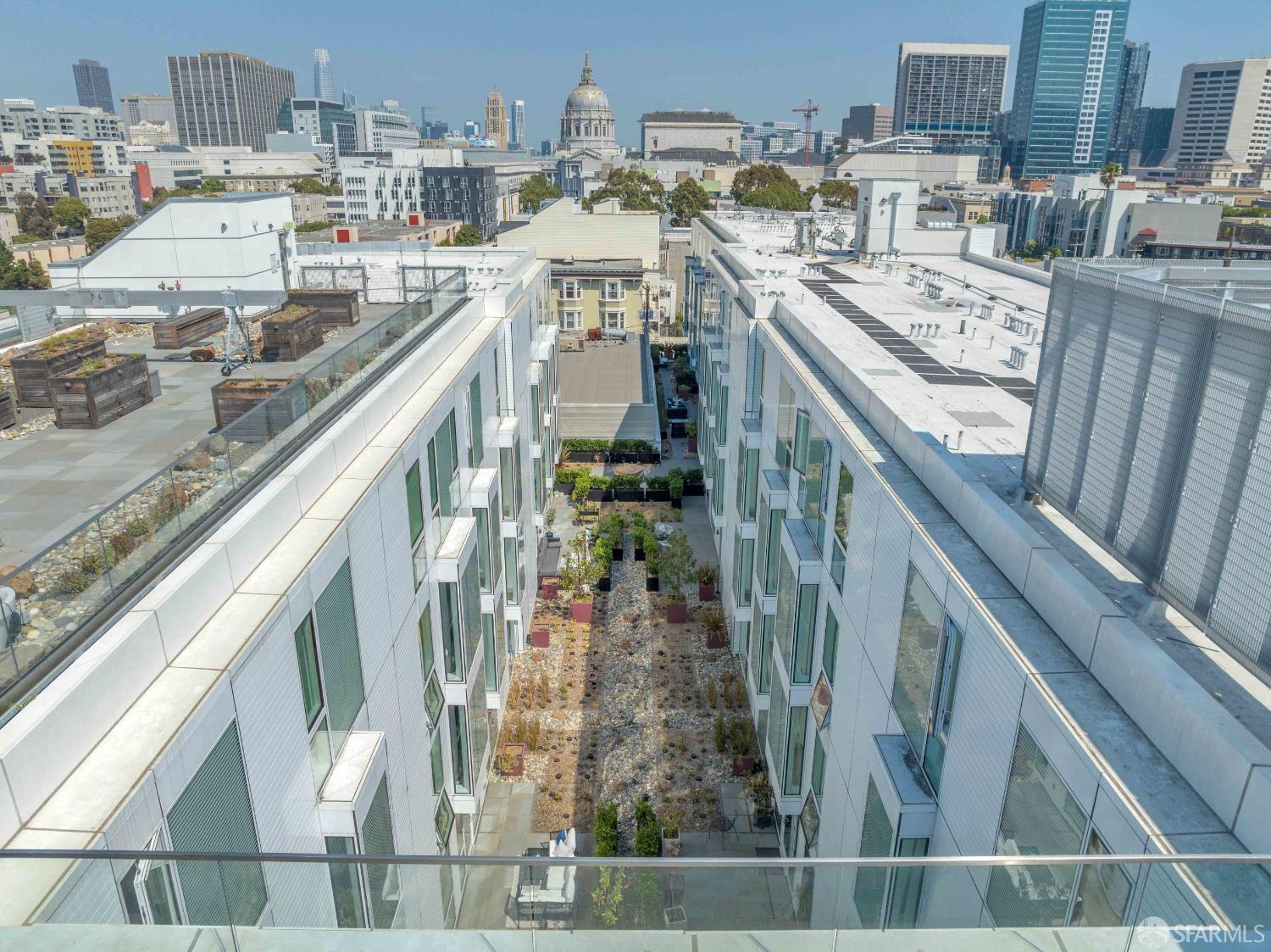 Detail Gallery Image 38 of 76 For 555 Fulton St #102,  San Francisco,  CA 94102 - 3 Beds | 2 Baths