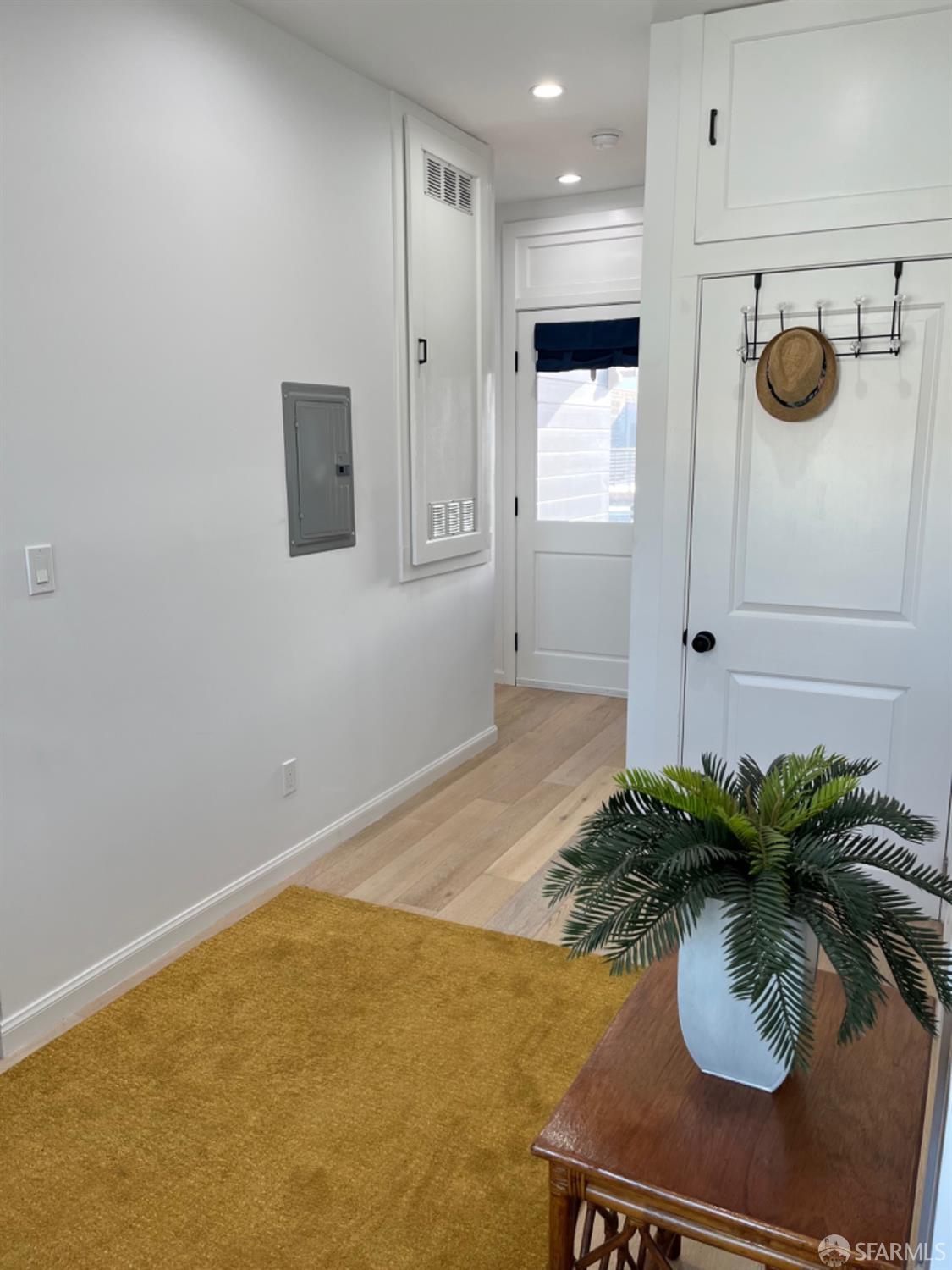 Detail Gallery Image 11 of 56 For 1369 Natoma St 1369b,  San Francisco,  CA 94103 - 2 Beds | 1 Baths