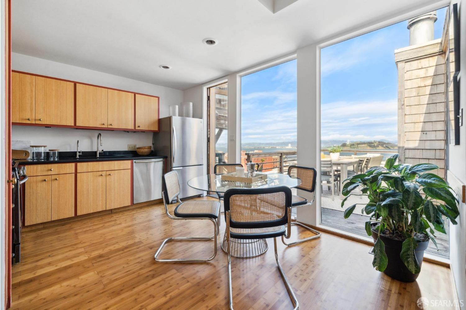 Detail Gallery Image 14 of 47 For 30 Hodges Aly, San Francisco,  CA 94133 - 2 Beds | 1 Baths