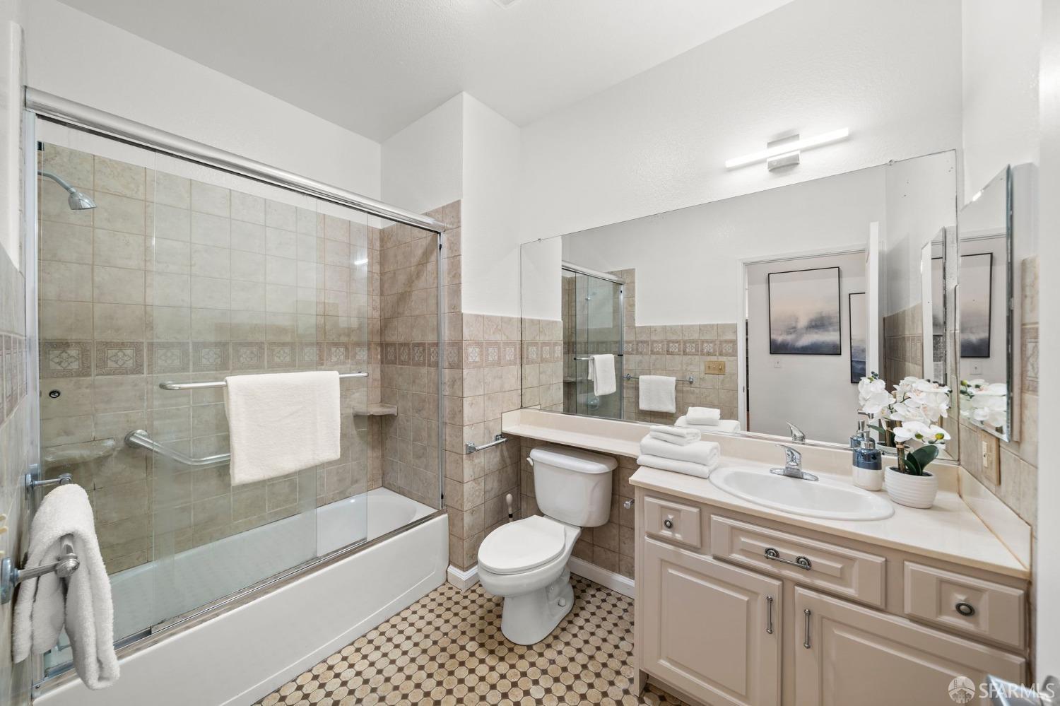 Detail Gallery Image 18 of 31 For 101 Crescent Way #2101,  San Francisco,  CA 94134 - 2 Beds | 2 Baths