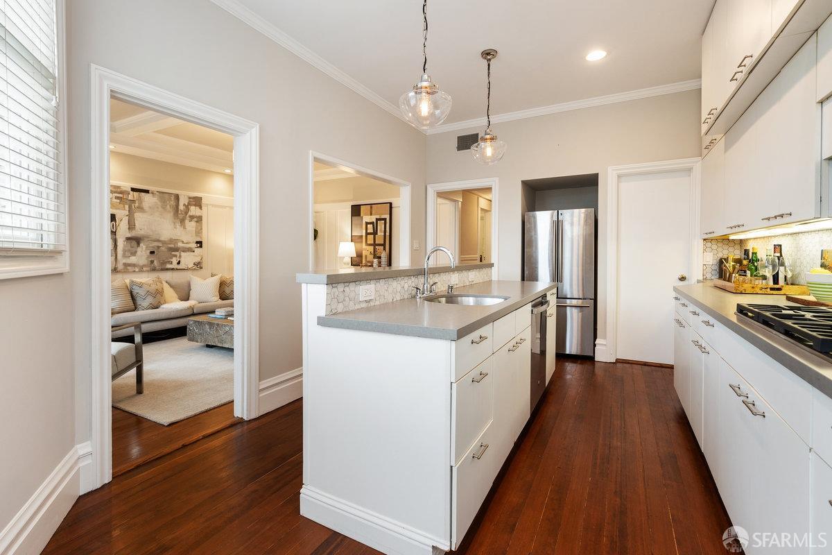 Detail Gallery Image 9 of 28 For 108 7th Ave, San Francisco,  CA 94118 - 2 Beds | 2 Baths