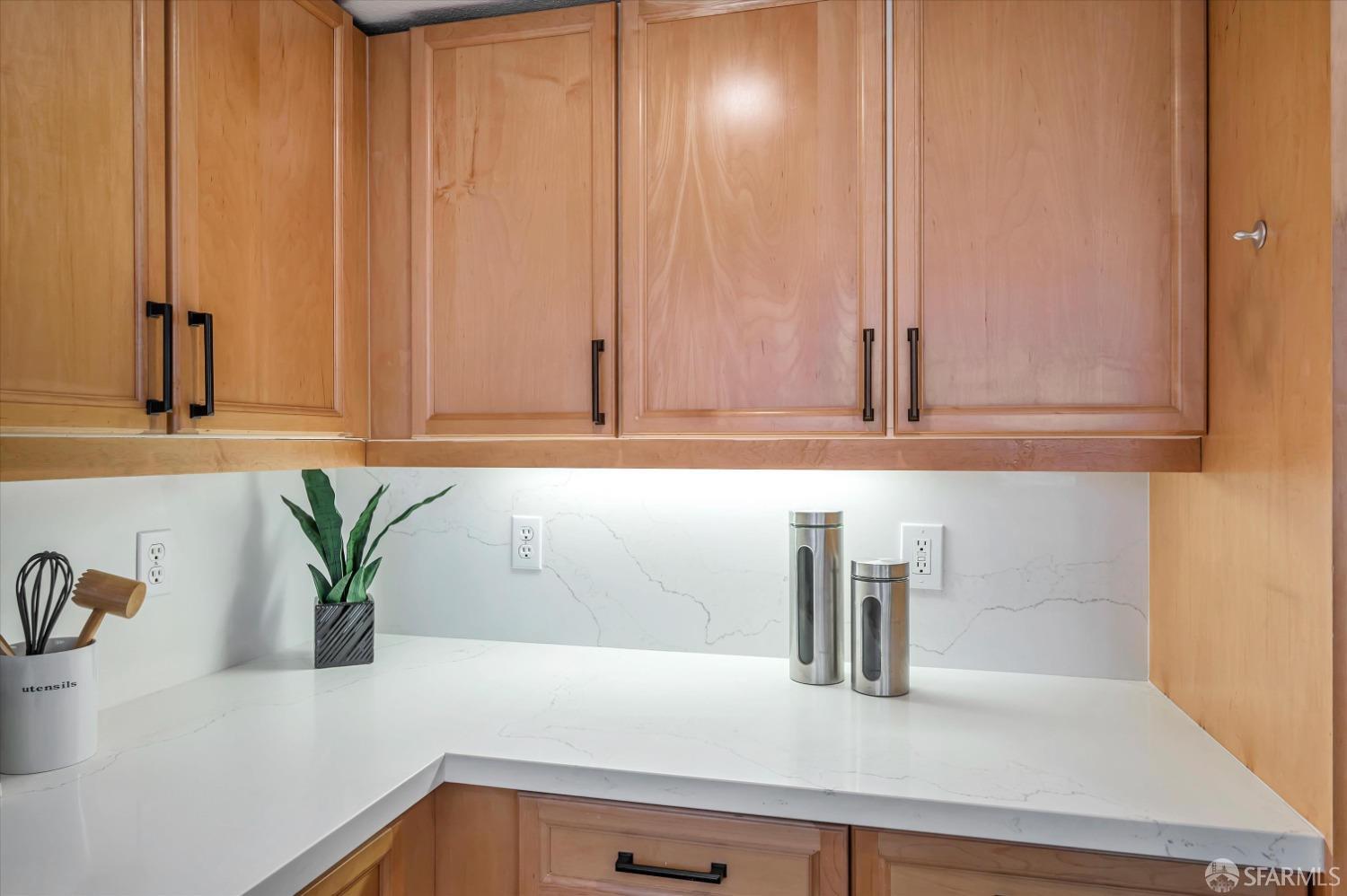 Detail Gallery Image 12 of 32 For 2068 3rd St #17,  San Francisco,  CA 94107 - 1 Beds | 2 Baths