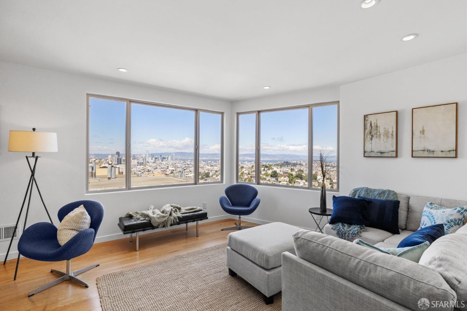 Detail Gallery Image 1 of 15 For 827 Corbett Ave #301,  San Francisco,  CA 94131 - 1 Beds | 1 Baths