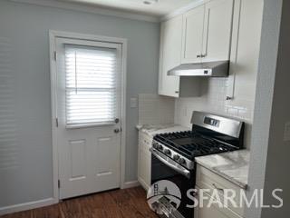 Detail Gallery Image 5 of 12 For 129 El Campo Dr, South San Francisco,  CA 94080 - 3 Beds | 2/1 Baths