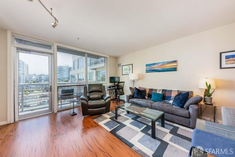 Detail Gallery Image 1 of 1 For 325 Berry St #615,  San Francisco,  CA 94158 - 1 Beds | 1 Baths