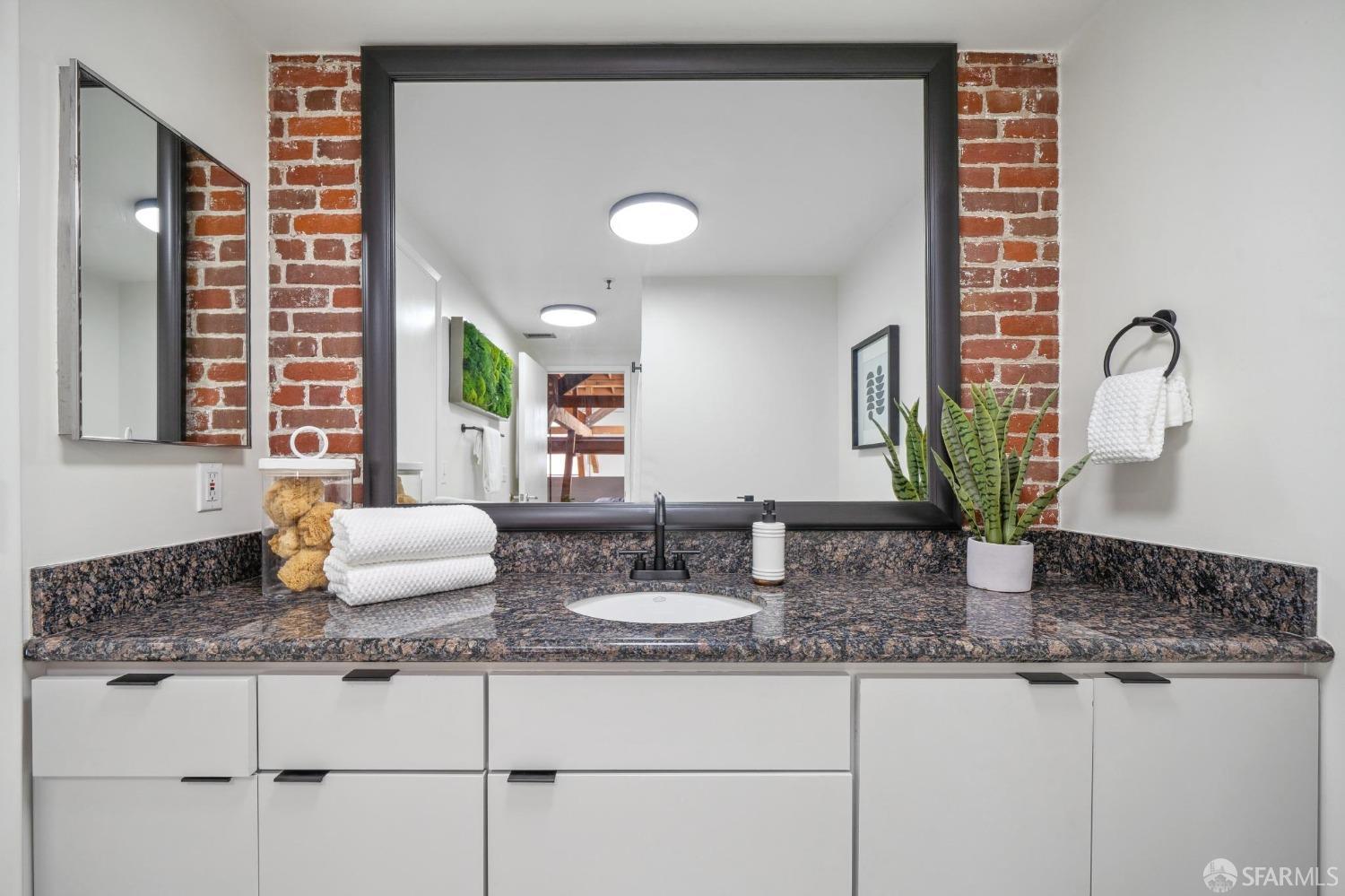 Detail Gallery Image 38 of 74 For 650 Delancey St #304,  San Francisco,  CA 94107 - 1 Beds | 2 Baths