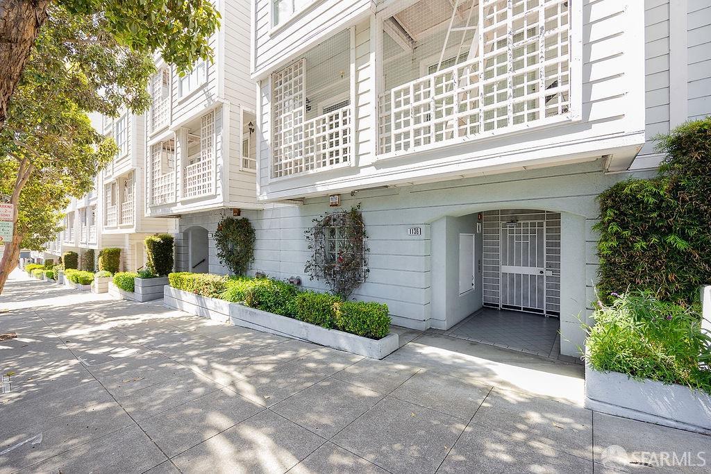 Detail Gallery Image 31 of 37 For 1136 Eddy St #D,  San Francisco,  CA 94109 - 2 Beds | 2 Baths