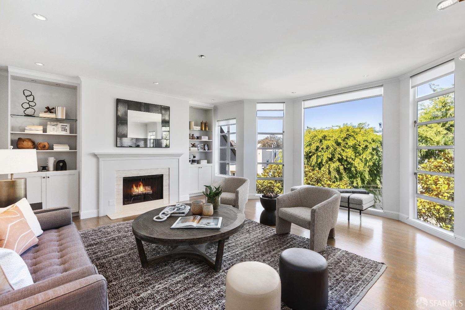 Detail Gallery Image 1 of 32 For 2769 Union St, San Francisco,  CA 94123 - 3 Beds | 2 Baths