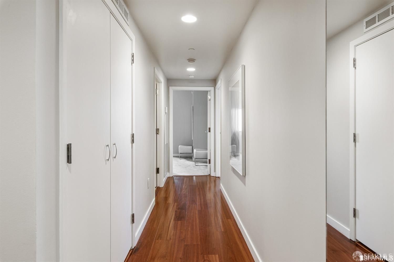 Detail Gallery Image 12 of 28 For 355 1st St #S2502,  San Francisco,  CA 94105 - 2 Beds | 2 Baths