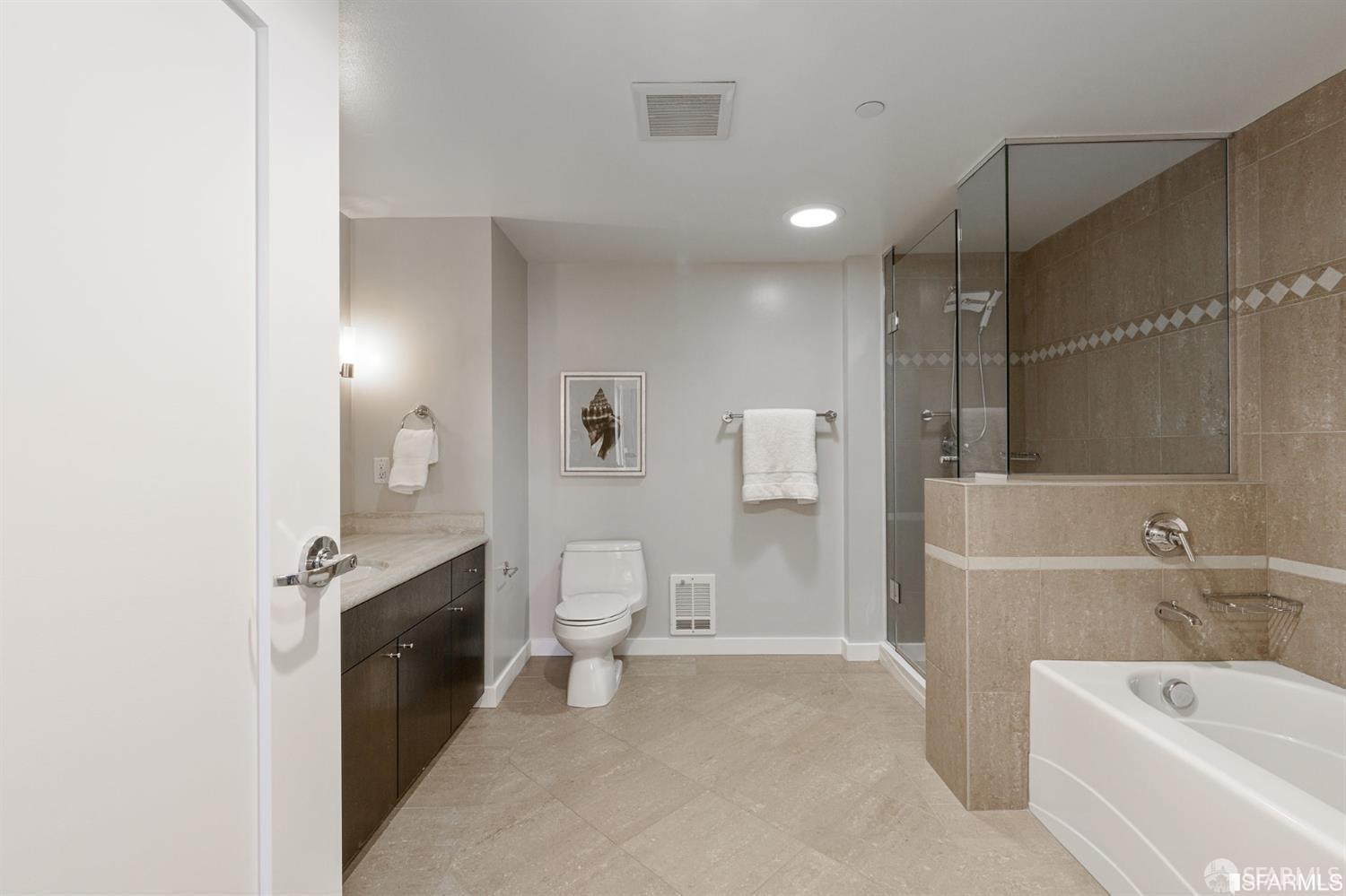 Detail Gallery Image 19 of 28 For 355 1st St #S2502,  San Francisco,  CA 94105 - 2 Beds | 2 Baths