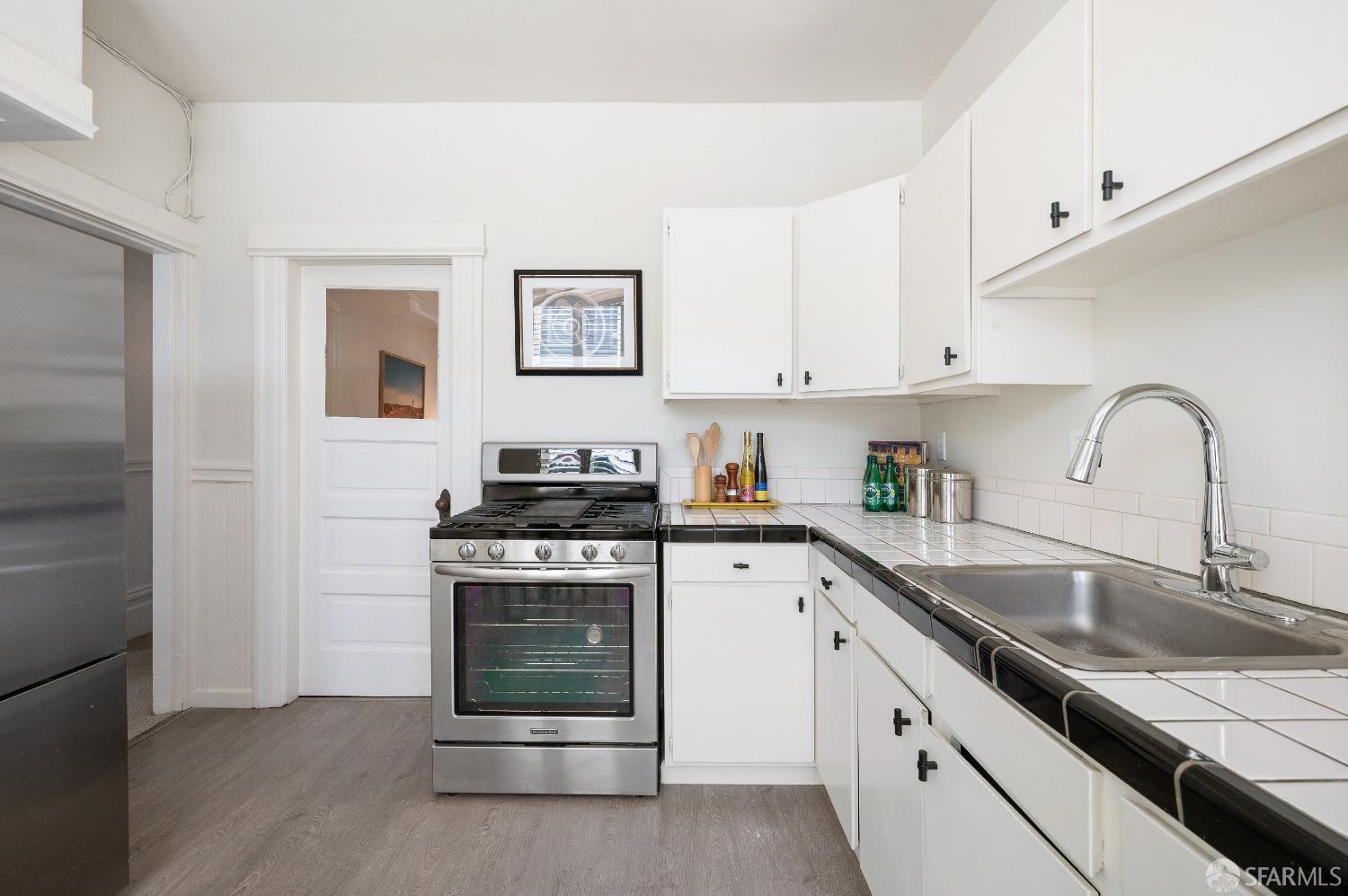 Detail Gallery Image 16 of 25 For 3524 17th St #B,  San Francisco,  CA 94110 - 1 Beds | 1 Baths