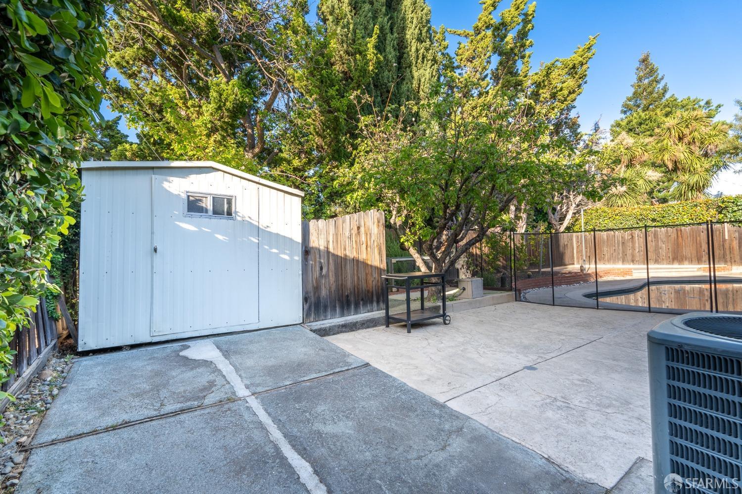 Detail Gallery Image 29 of 38 For 637 W Remington Dr, Sunnyvale,  CA 94087 - 4 Beds | 2 Baths