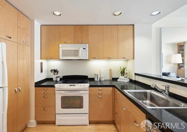 Detail Gallery Image 13 of 58 For 530 Chestnut St 410c,  San Francisco,  CA 94133 - 2 Beds | 2 Baths
