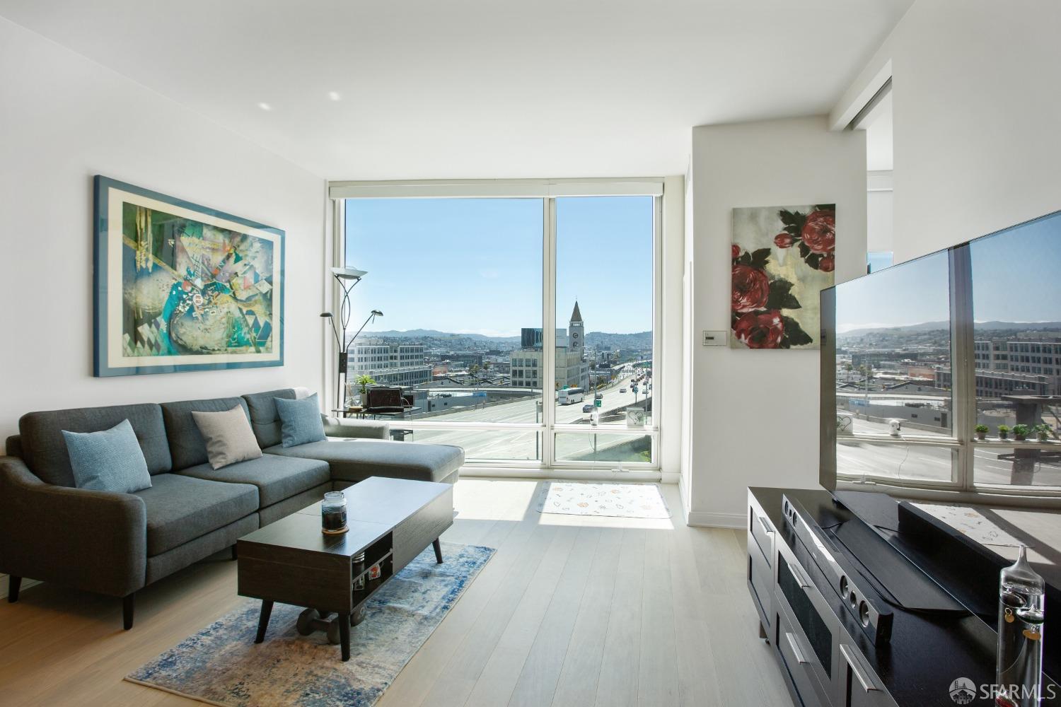 Detail Gallery Image 1 of 20 For 425 1st St #1004,  San Francisco,  CA 94105 - 1 Beds | 1 Baths
