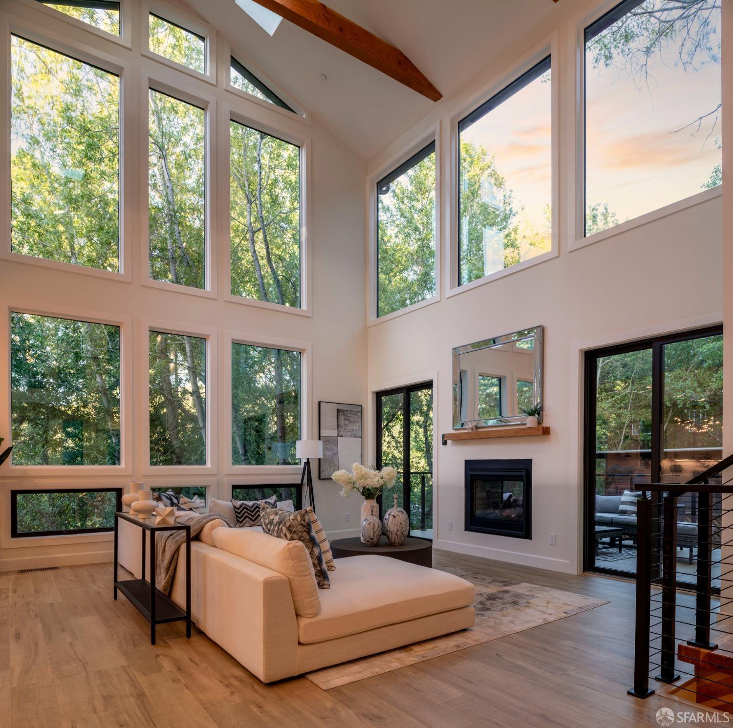 Detail Gallery Image 12 of 73 For 1061 Los Trancos Rd, Portola Valley,  CA 94028 - 6 Beds | 7 Baths