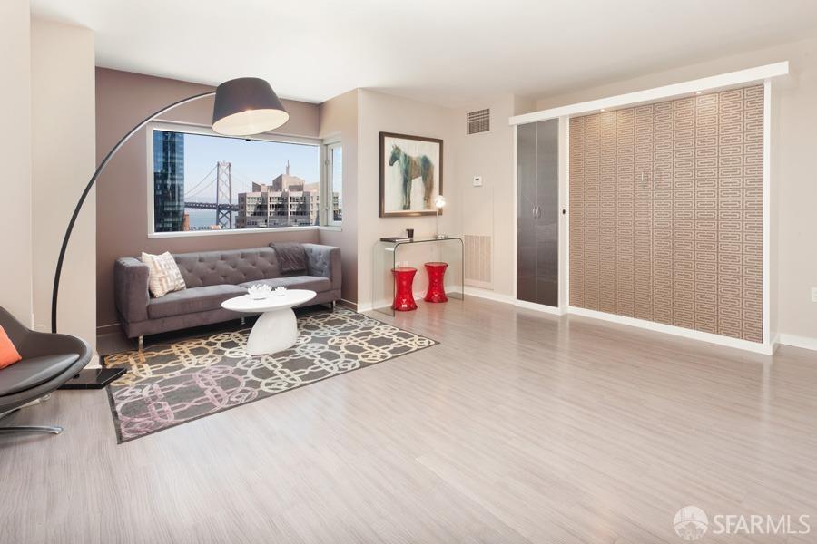 Detail Gallery Image 1 of 1 For 333 1st St #N1906,  San Francisco,  CA 94105 - 0 Beds | 1 Baths