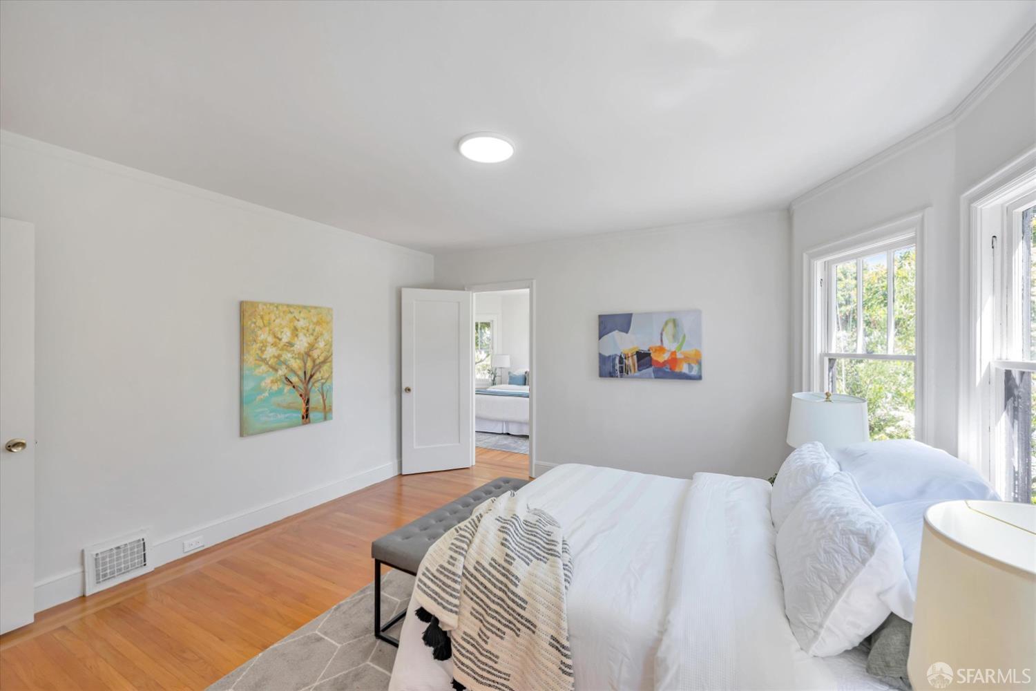 Detail Gallery Image 26 of 43 For 2400 Ulloa St, San Francisco,  CA 94116 - 3 Beds | 2 Baths