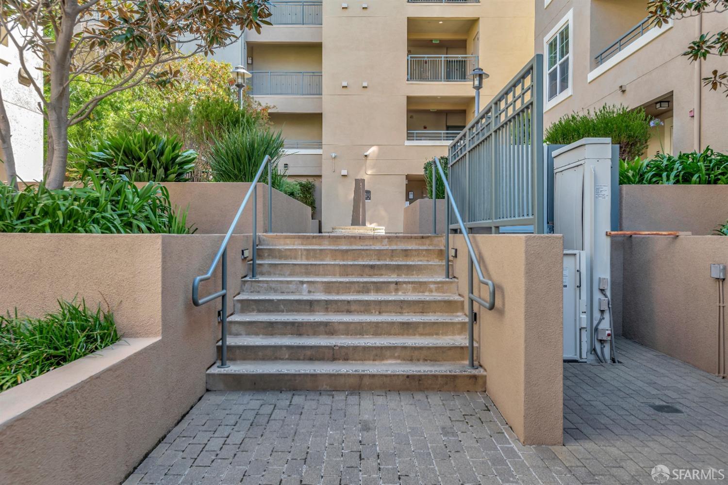 Detail Gallery Image 36 of 43 For 1388 Broadway #411,  Millbrae,  CA 94030 - 2 Beds | 2 Baths