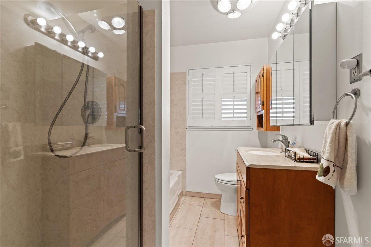 Detail Gallery Image 13 of 32 For 1532 Day Ave a,  San Mateo,  CA 94403 - 2 Beds | 1 Baths