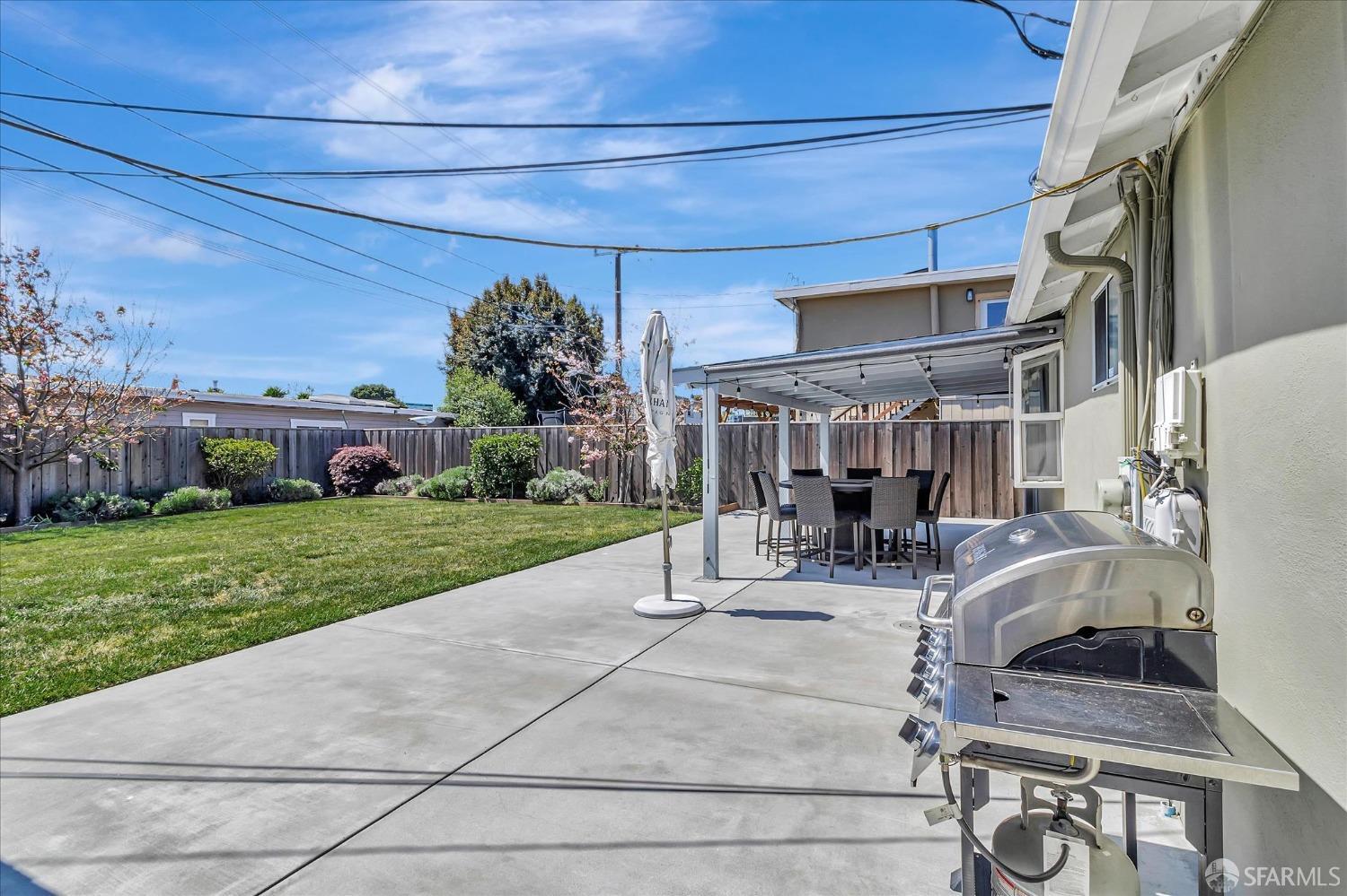 Detail Gallery Image 28 of 29 For 1308 Royal Ave, San Mateo,  CA 94401 - 3 Beds | 1 Baths