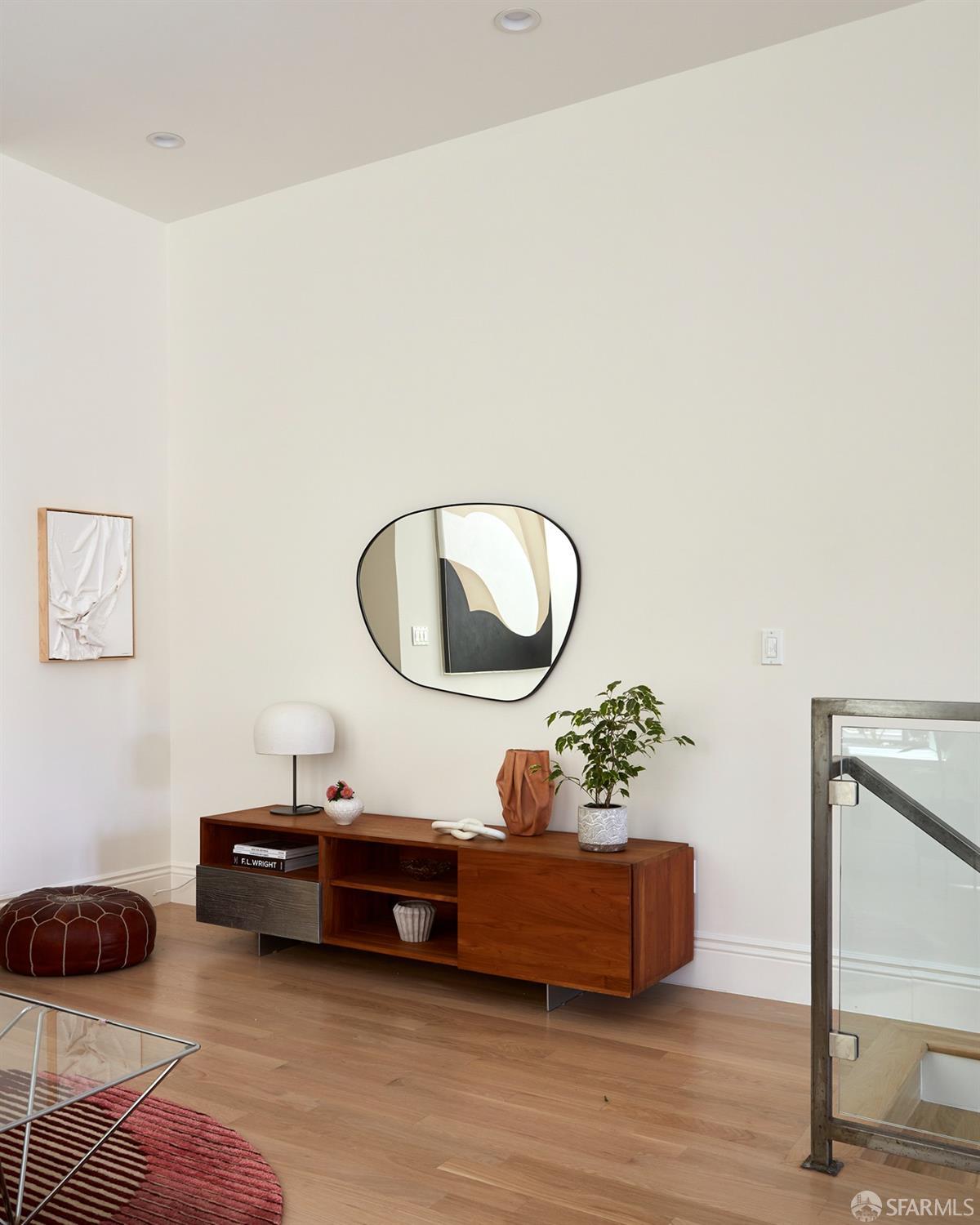 Detail Gallery Image 11 of 21 For 2578 Sutter St, San Francisco,  CA 94115 - 3 Beds | 3/1 Baths