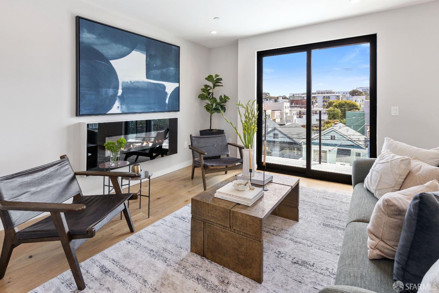 Detail Gallery Image 4 of 82 For 3032 Clement St #401,  San Francisco,  CA 94121 - 3 Beds | 2/1 Baths
