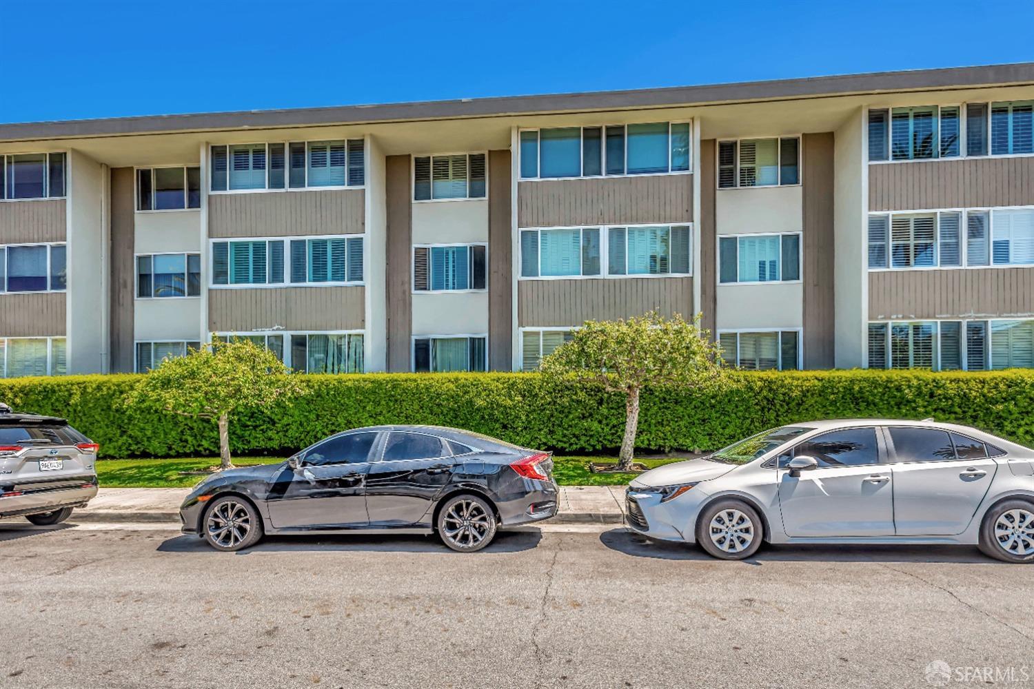 Detail Gallery Image 51 of 52 For 200 Elm St #302,  San Mateo,  CA 94401 - 3 Beds | 2 Baths