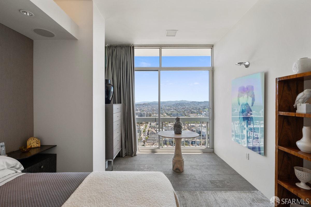 Detail Gallery Image 31 of 38 For 2200 Sacramento St #1702,  San Francisco,  CA 94115 - 2 Beds | 2/1 Baths