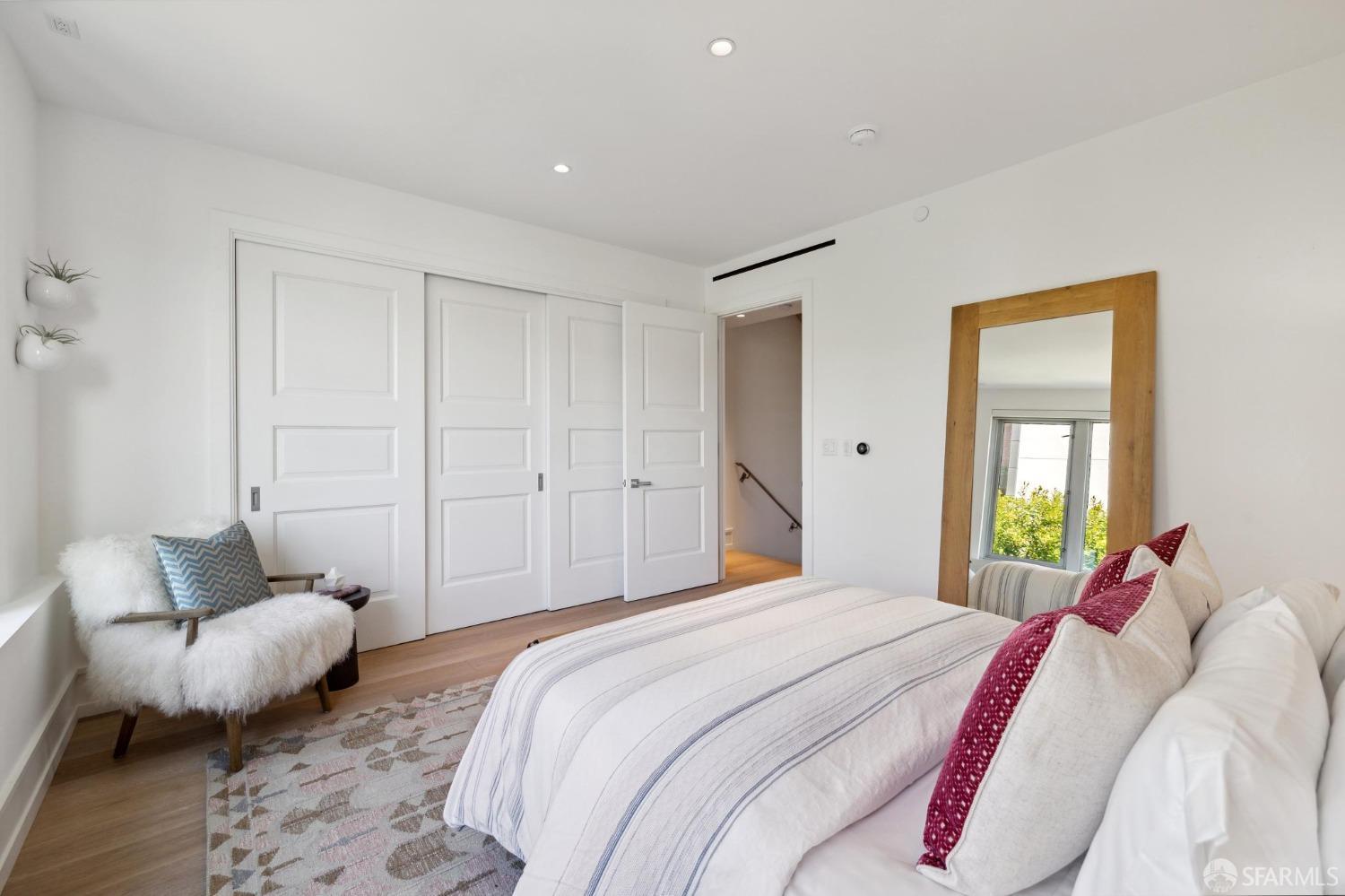 Detail Gallery Image 56 of 80 For 2121 Webster St Th2,  San Francisco,  CA 94115 - 3 Beds | 3/1 Baths