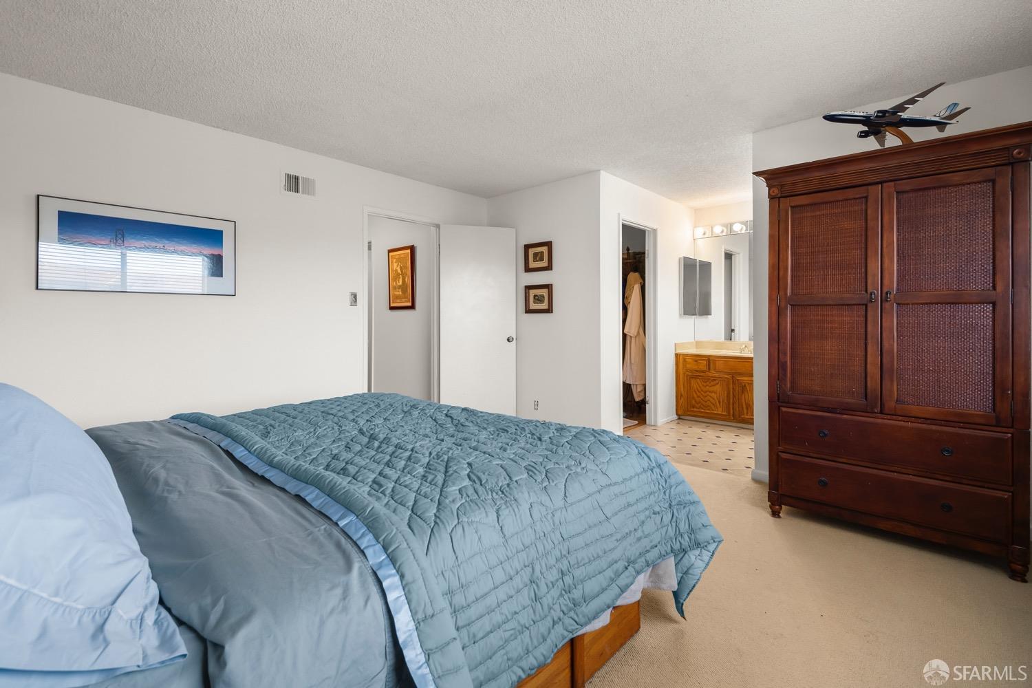 Detail Gallery Image 19 of 33 For 7 Clearview Ct, San Francisco,  CA 94124 - 2 Beds | 2 Baths