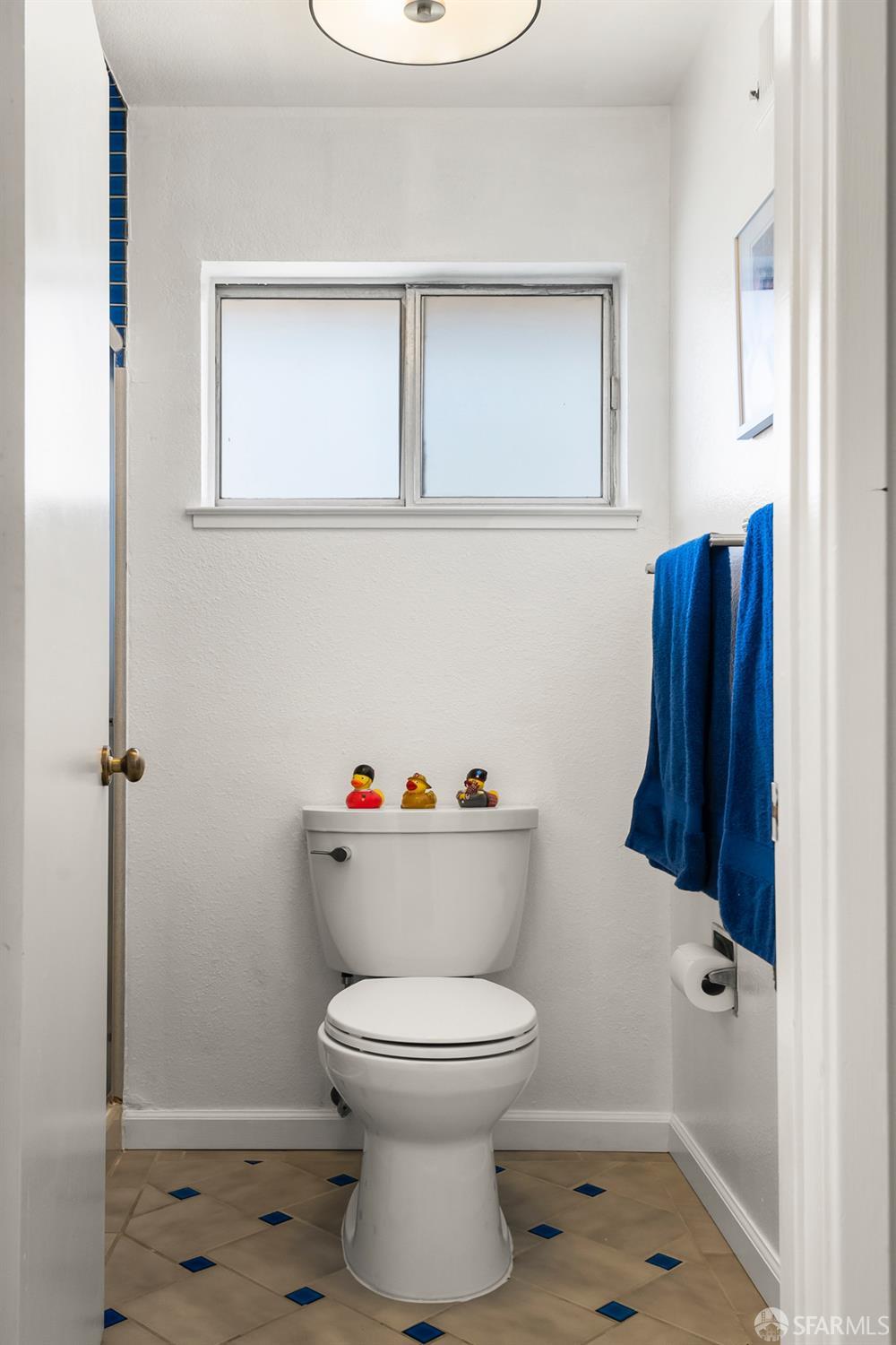 Detail Gallery Image 21 of 33 For 7 Clearview Ct, San Francisco,  CA 94124 - 2 Beds | 2 Baths