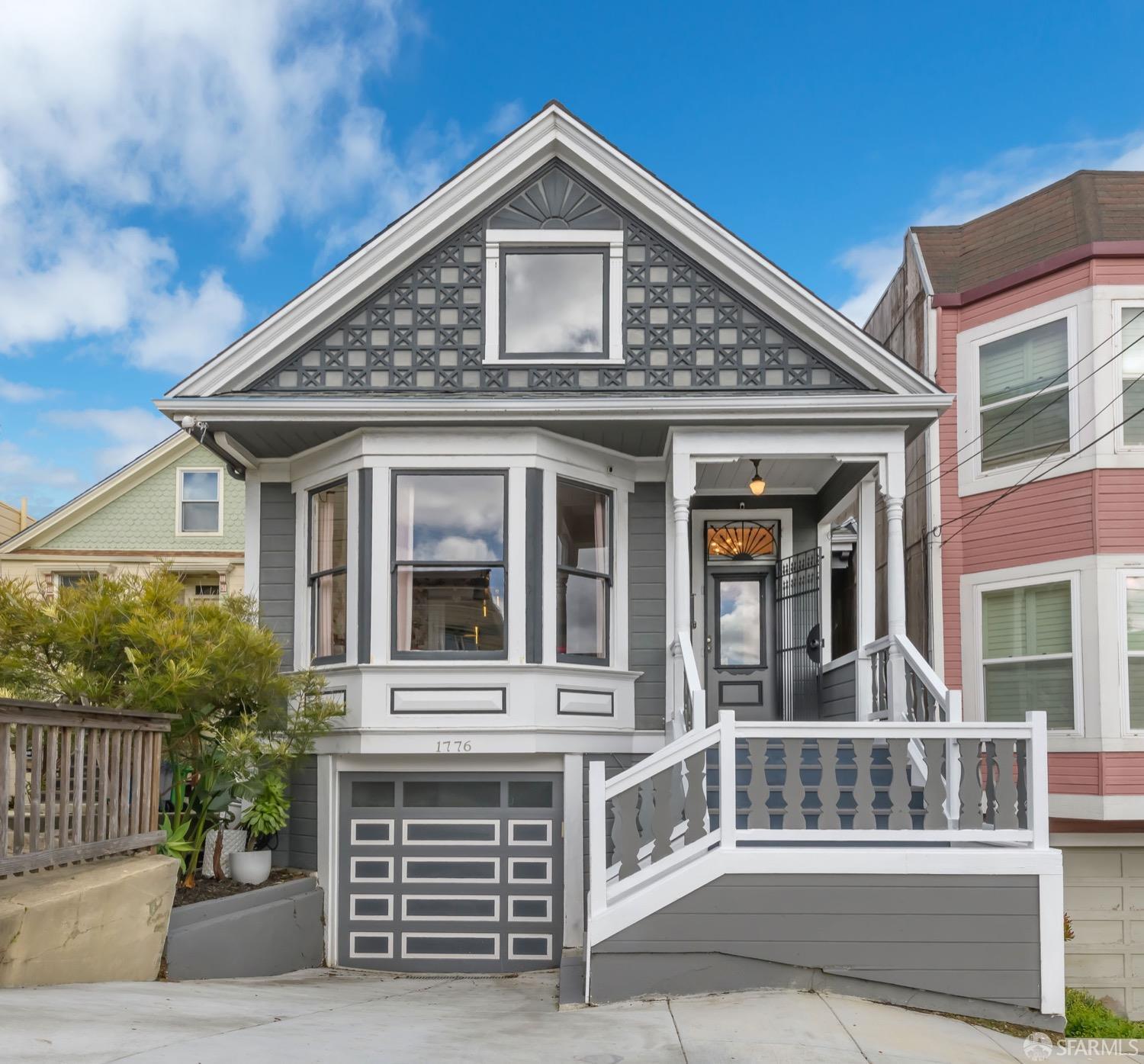 Detail Gallery Image 3 of 35 For 1776 Revere Ave, San Francisco,  CA 94124 - 3 Beds | 2/1 Baths