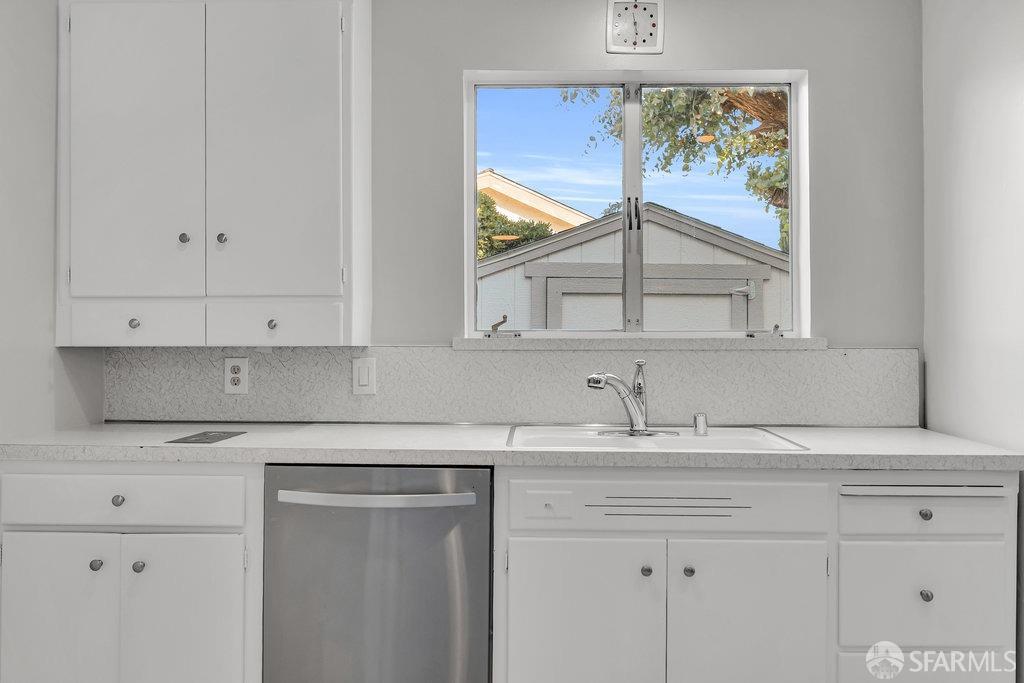 Detail Gallery Image 25 of 76 For 14904 Ridgetop Dr, San Jose,  CA 95127 - 3 Beds | 2 Baths