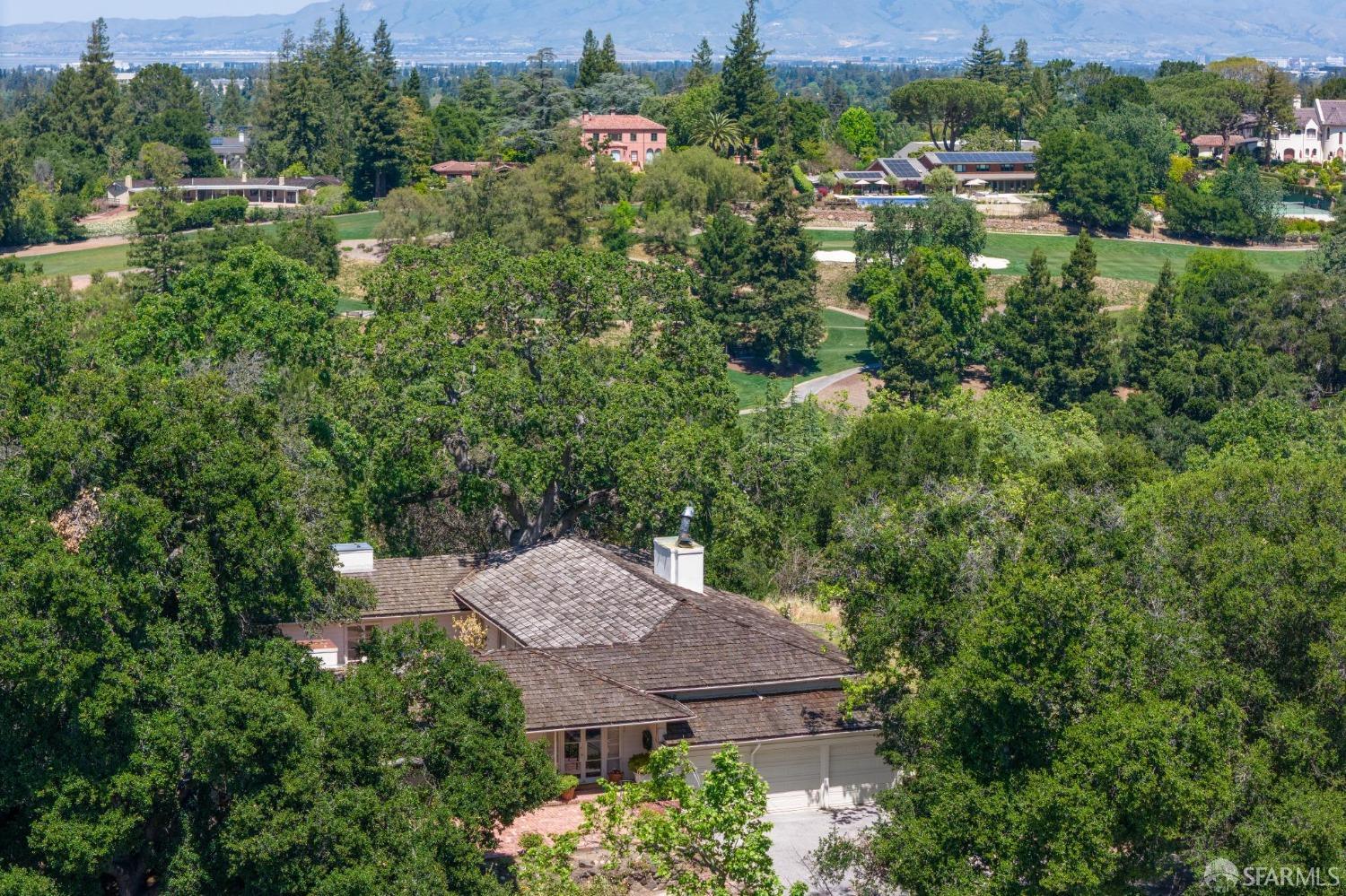 Detail Gallery Image 12 of 19 For 1663 Whitham Ave, Los Altos,  CA 94024 - 4 Beds | 4 Baths