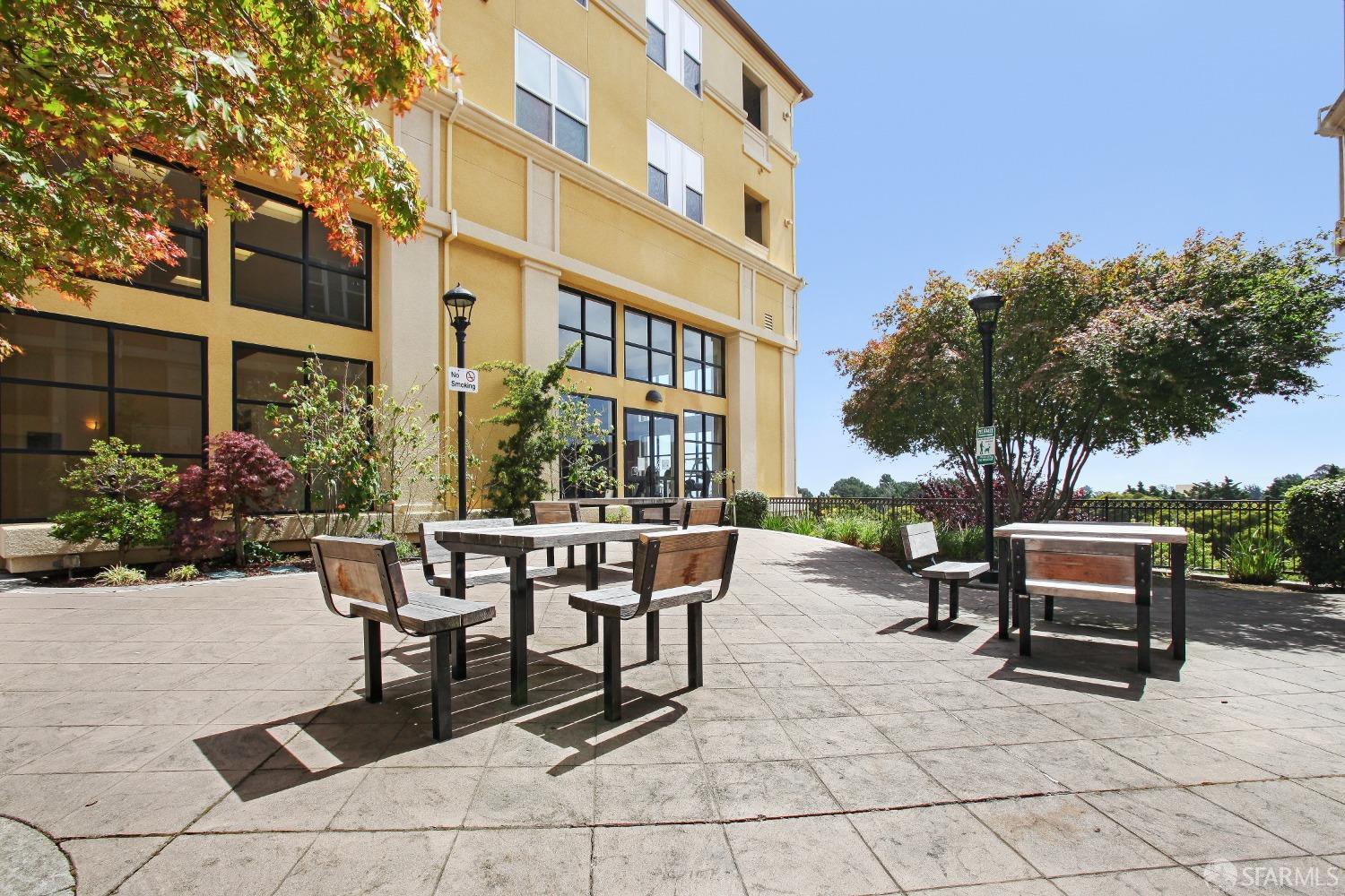 Detail Gallery Image 33 of 43 For 2250 Gellert Blvd #2304,  South San Francisco,  CA 94080 - 3 Beds | 2 Baths