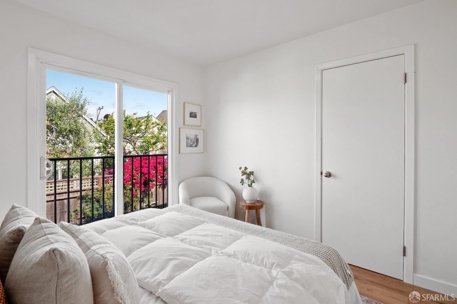 Detail Gallery Image 14 of 30 For 4020 Folsom St, San Francisco,  CA 94110 - 3 Beds | 2 Baths
