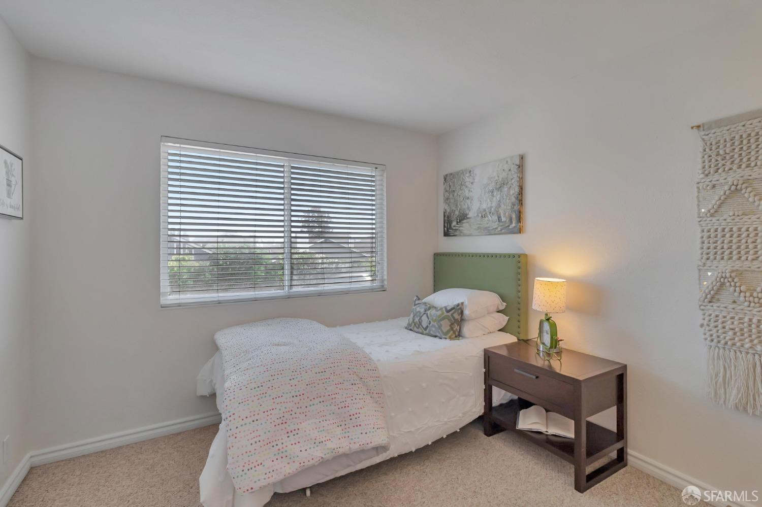 Detail Gallery Image 12 of 25 For 991 Marquette Ln, Foster City,  CA 94404 - 3 Beds | 2/1 Baths