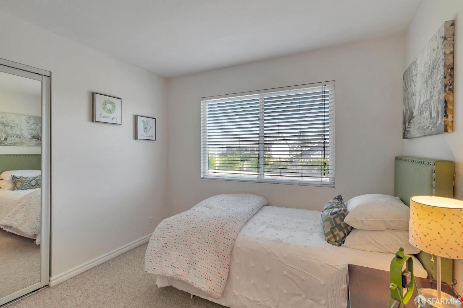 Detail Gallery Image 13 of 25 For 991 Marquette Ln, Foster City,  CA 94404 - 3 Beds | 2/1 Baths