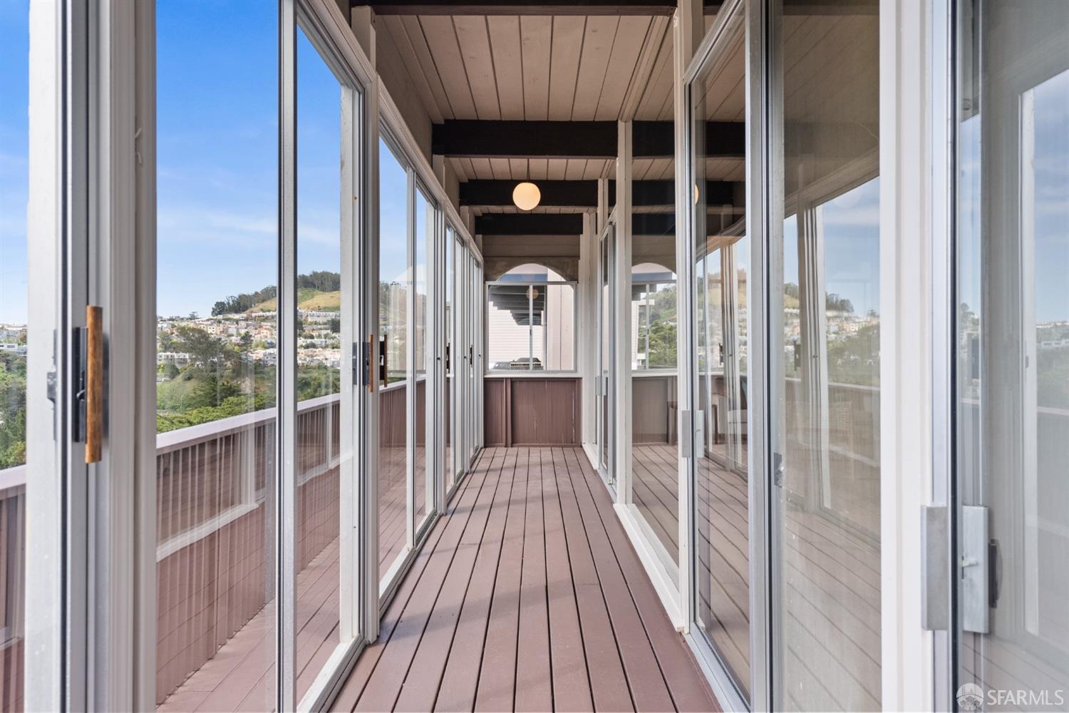 Detail Gallery Image 32 of 65 For 88 Cameo Way, San Francisco,  CA 94131 - 4 Beds | 2/1 Baths