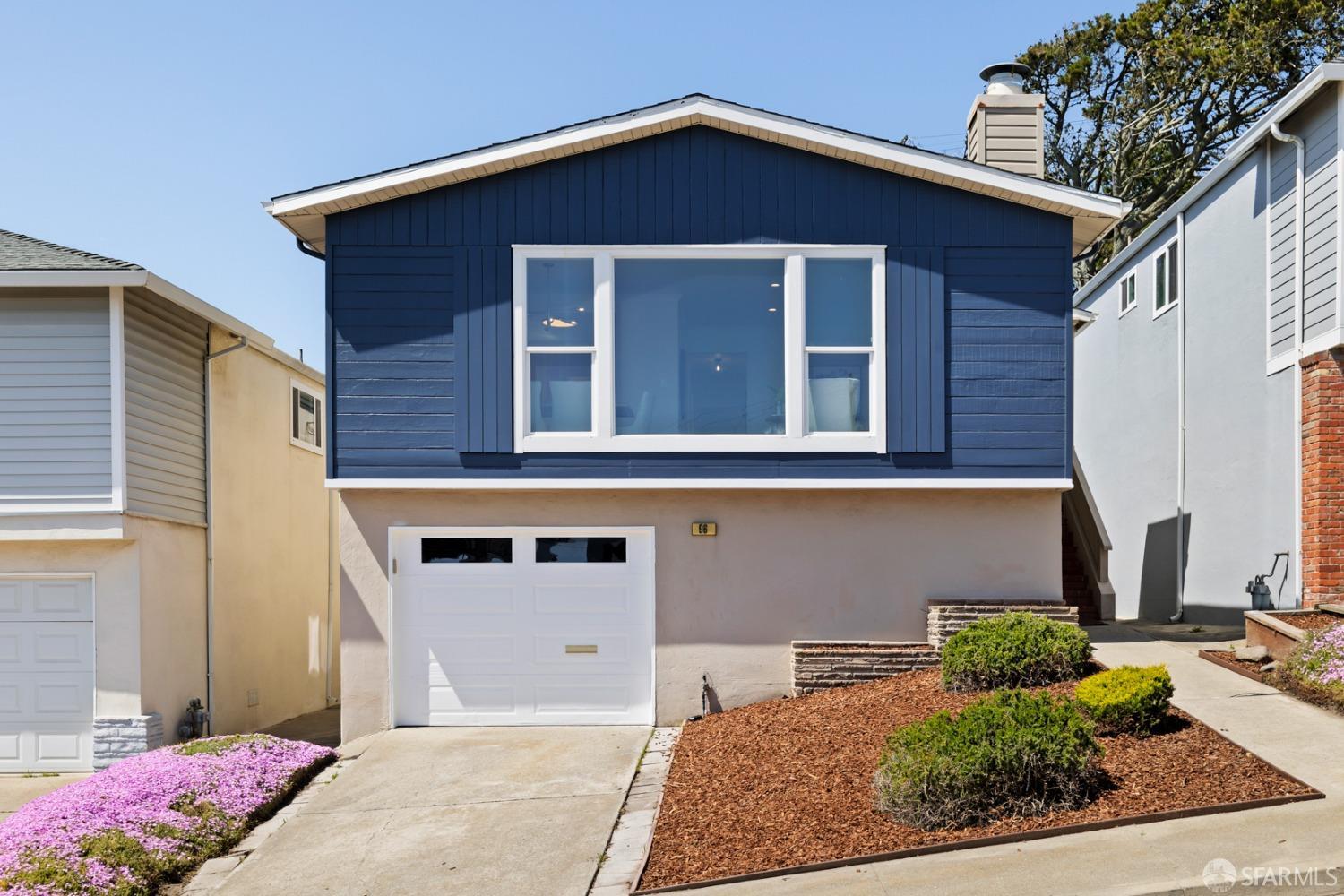 Detail Gallery Image 1 of 30 For 96 Rockford Ave, Daly City,  CA 94015 - 3 Beds | 2 Baths