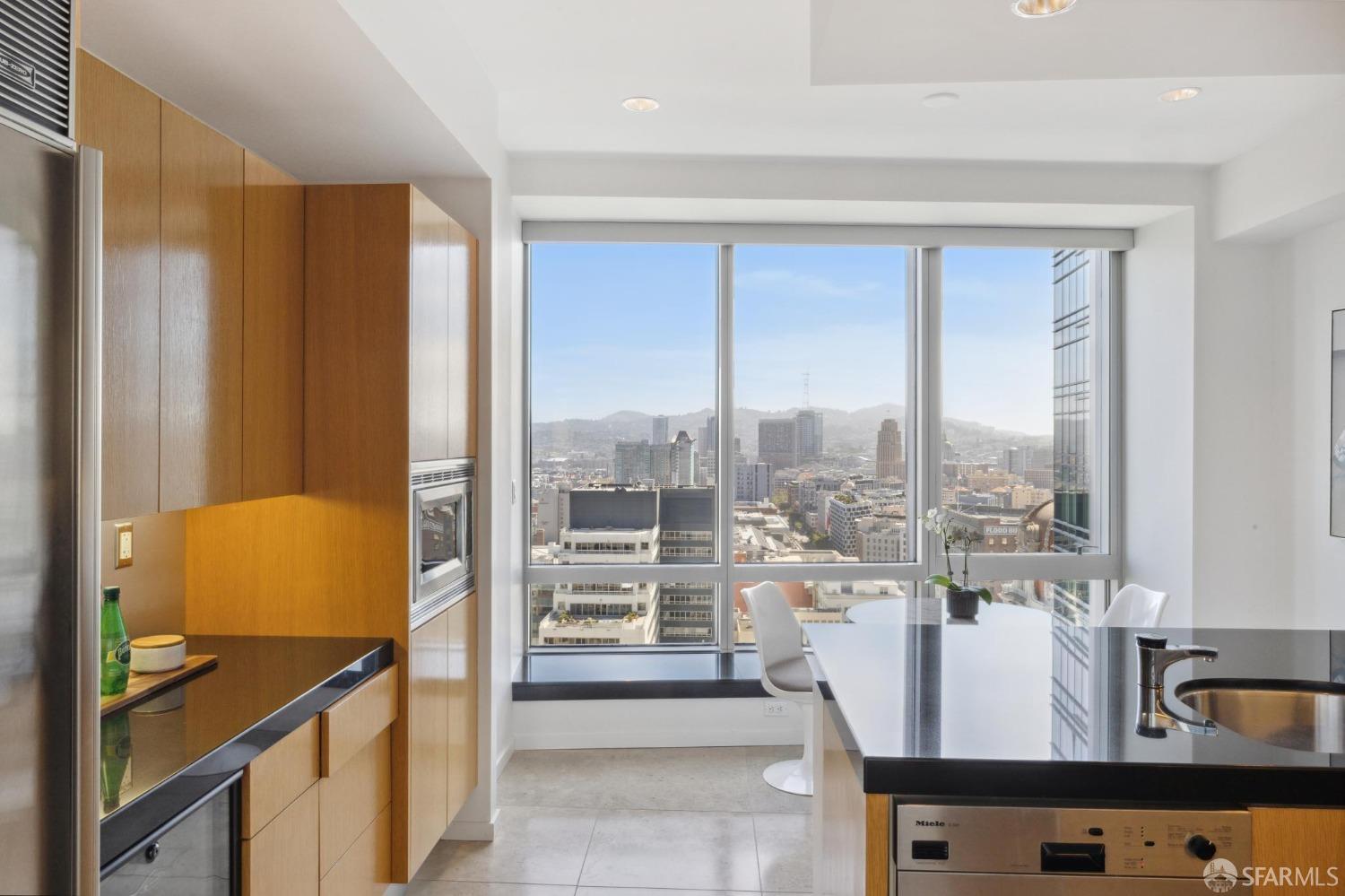 Detail Gallery Image 33 of 92 For 765 Market St 28a,  San Francisco,  CA 94103 - 4 Beds | 4/1 Baths