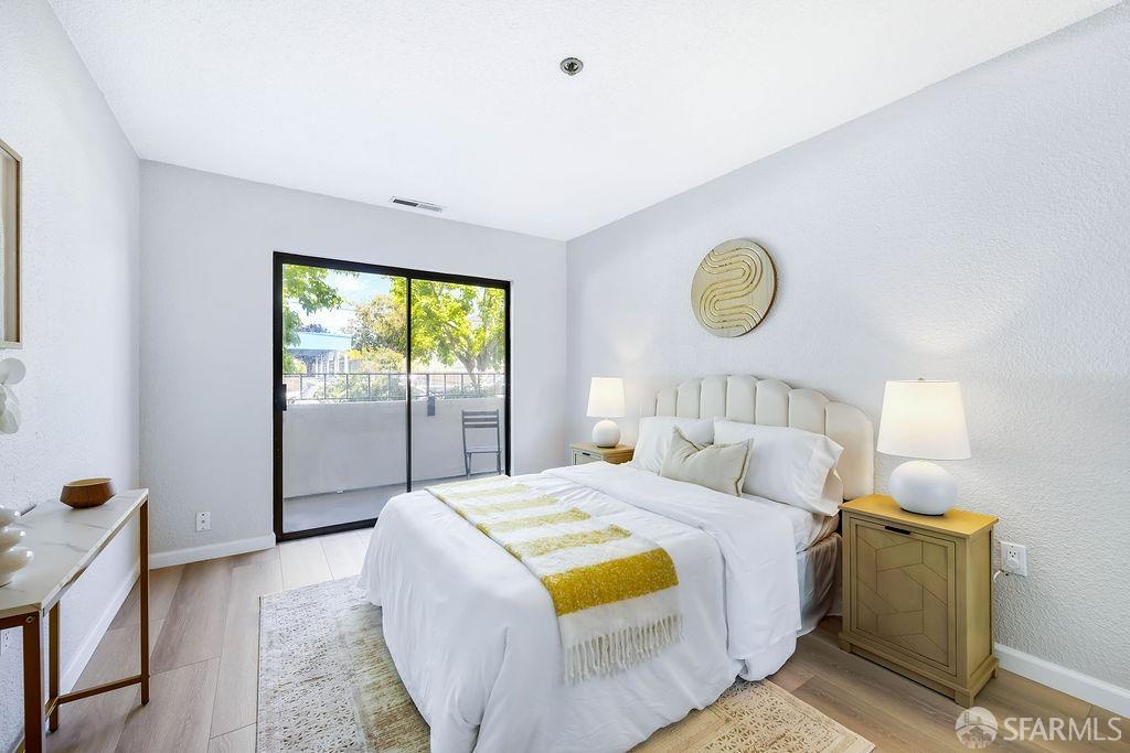 Detail Gallery Image 6 of 17 For 1396 El Camino Real #107,  Millbrae,  CA 94030 - 2 Beds | 2 Baths