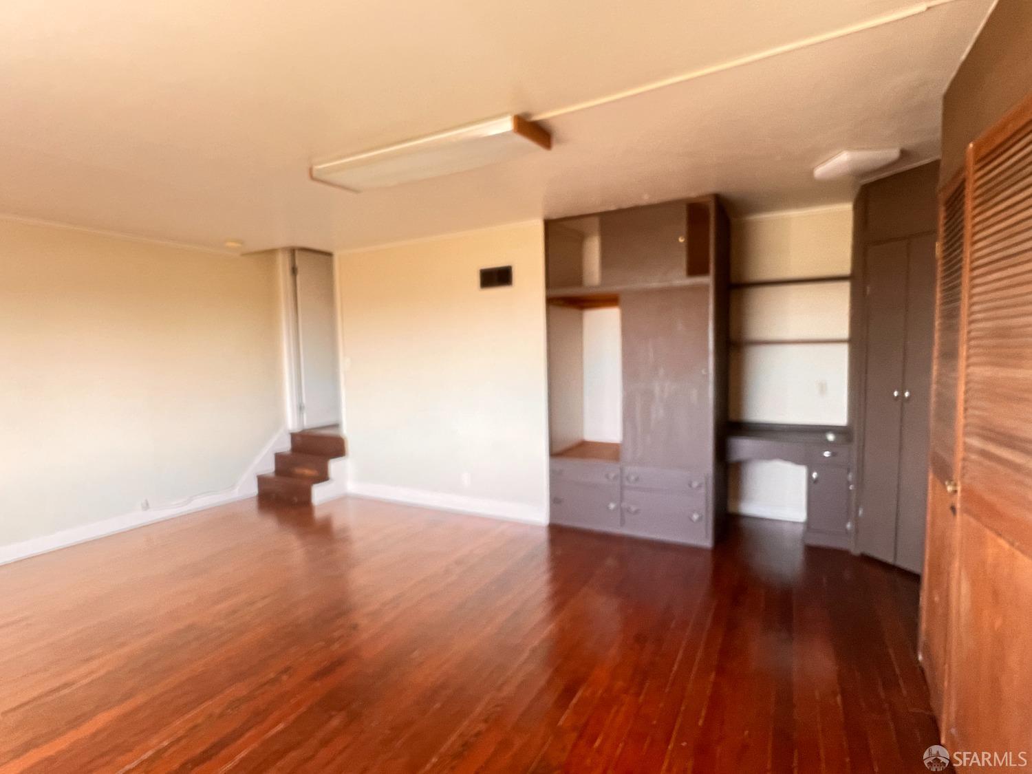 330 Bellevue