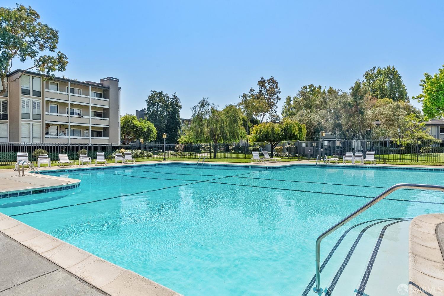 Detail Gallery Image 60 of 67 For 1081 Beach Park Blvd #207,  Foster City,  CA 94404 - 3 Beds | 2 Baths