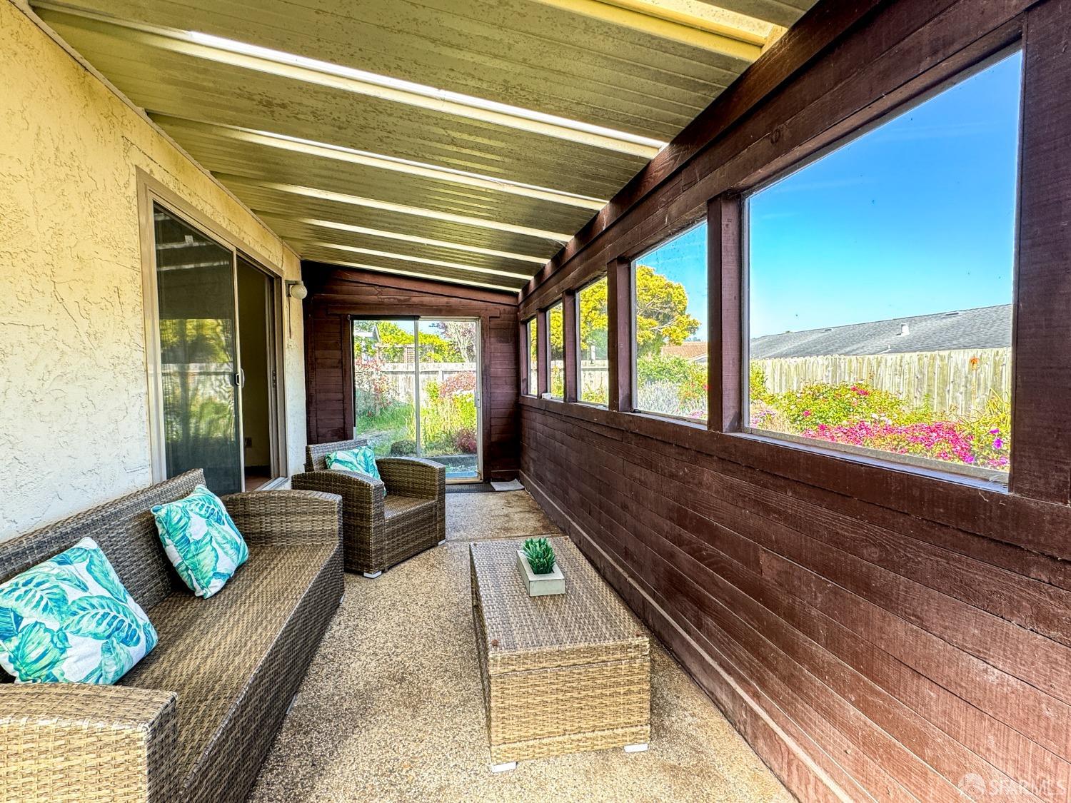 Detail Gallery Image 15 of 21 For 411 Beach Ave, Half Moon Bay,  CA 94019 - 4 Beds | 2 Baths